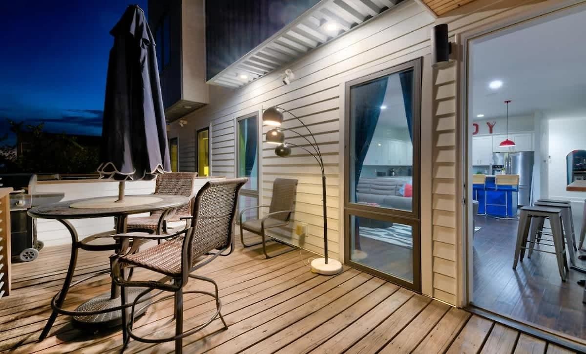 The Pardi House By Local Holiday home