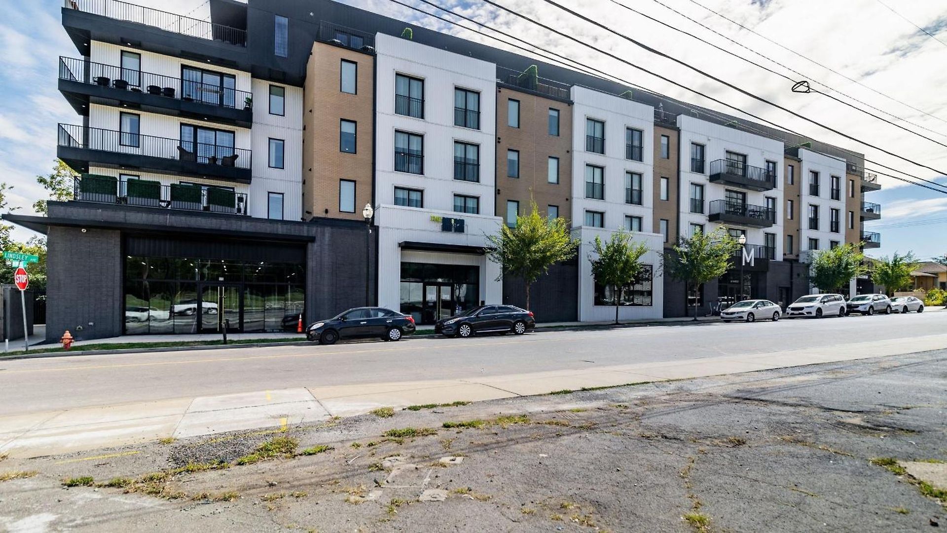 Lindsley By Avantstay Apartment