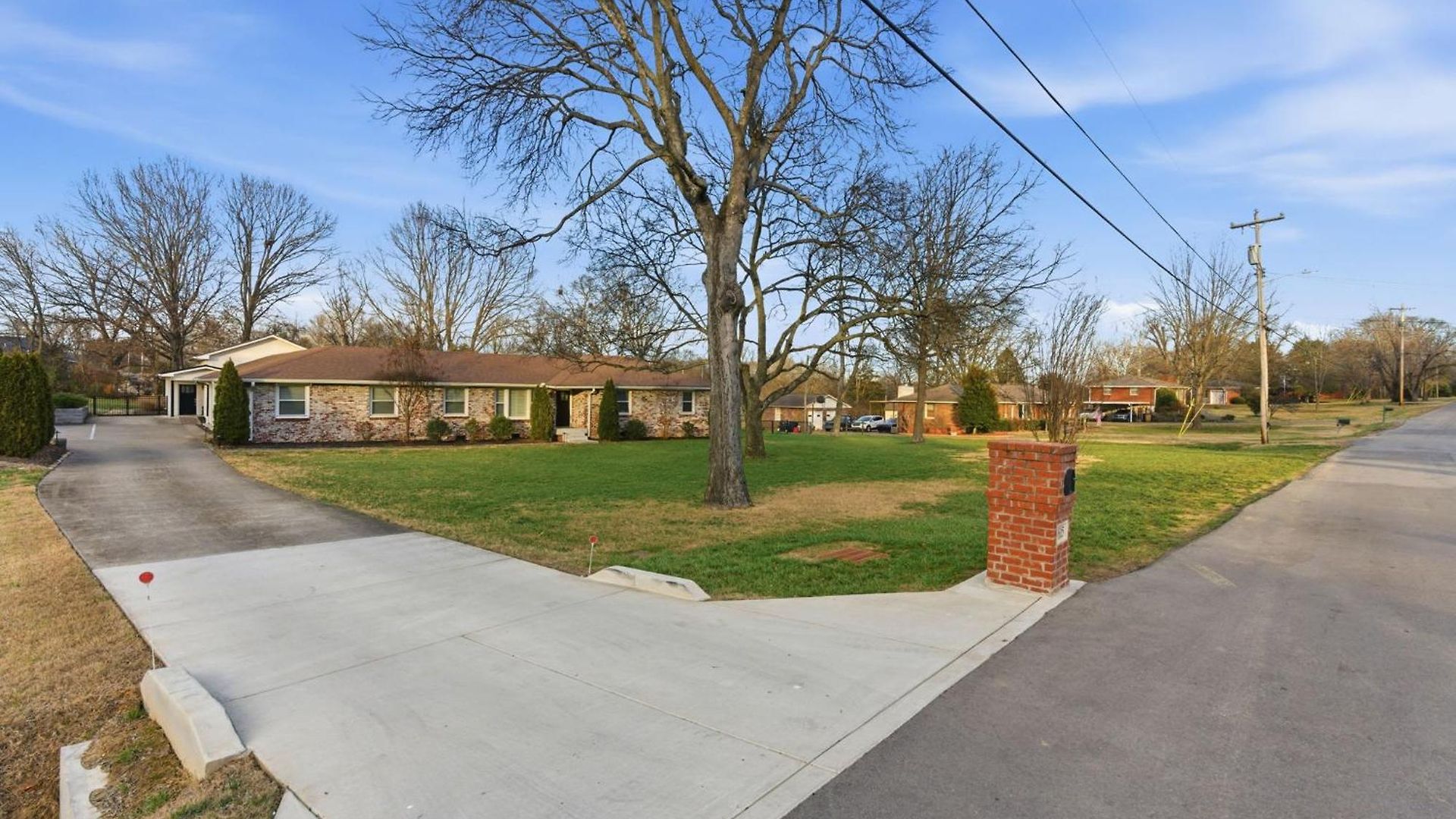 Spacious Modern Ranch 5 Miles To Downtown *