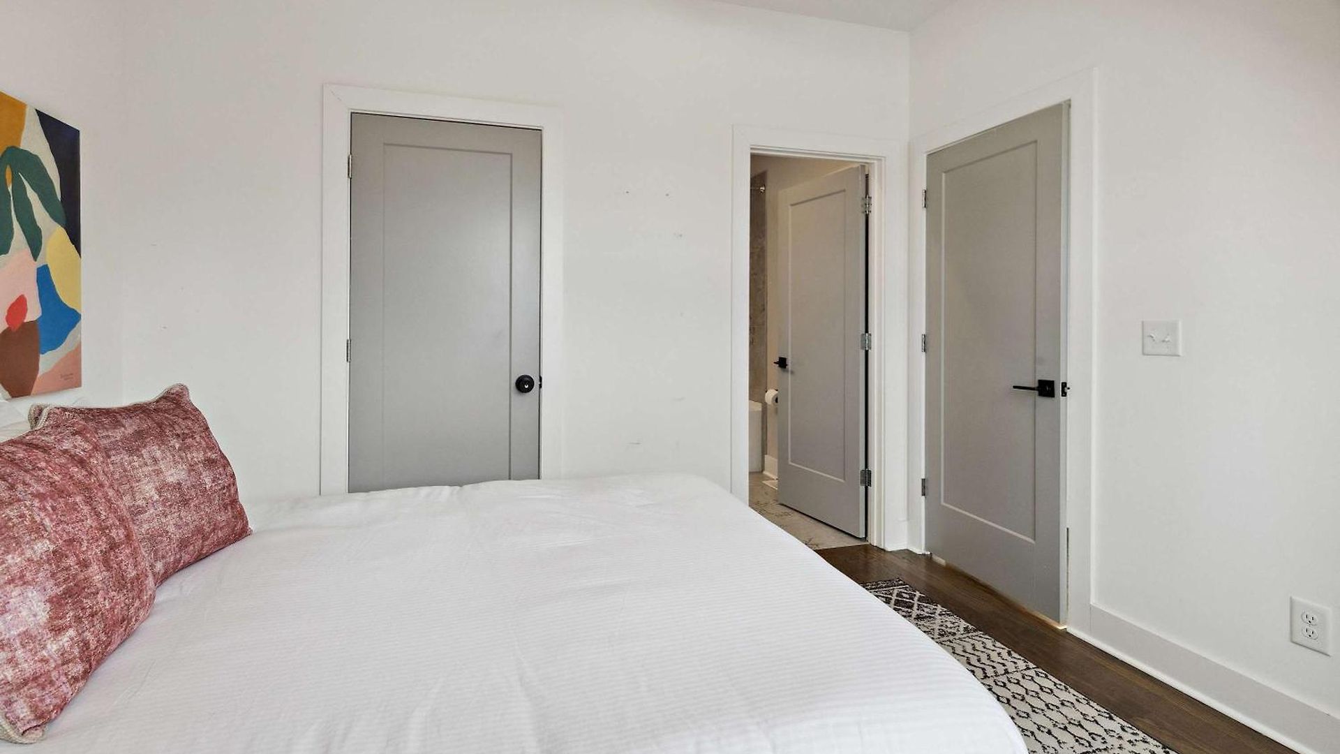 West End Oasis-new Building & Rooftop Views Holiday home *