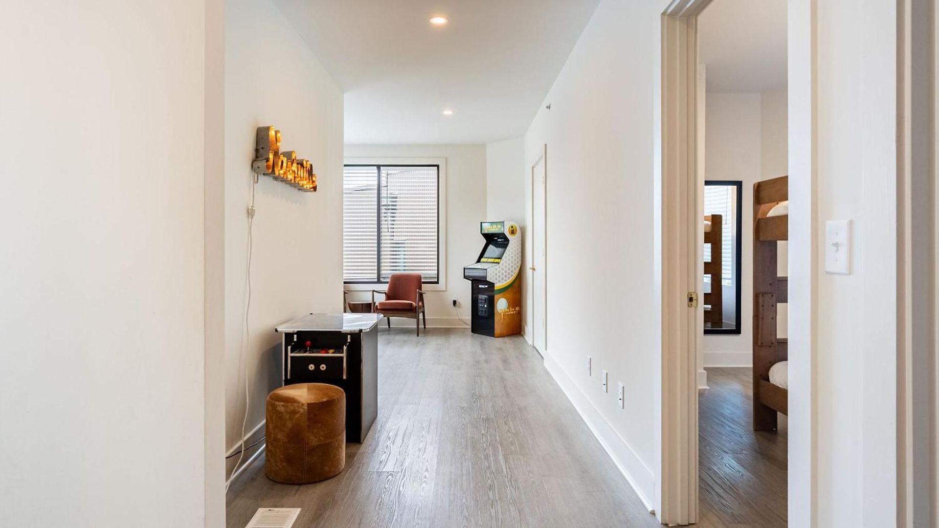 Outrider Buyout - 2 Units By Avantstay * Nashville