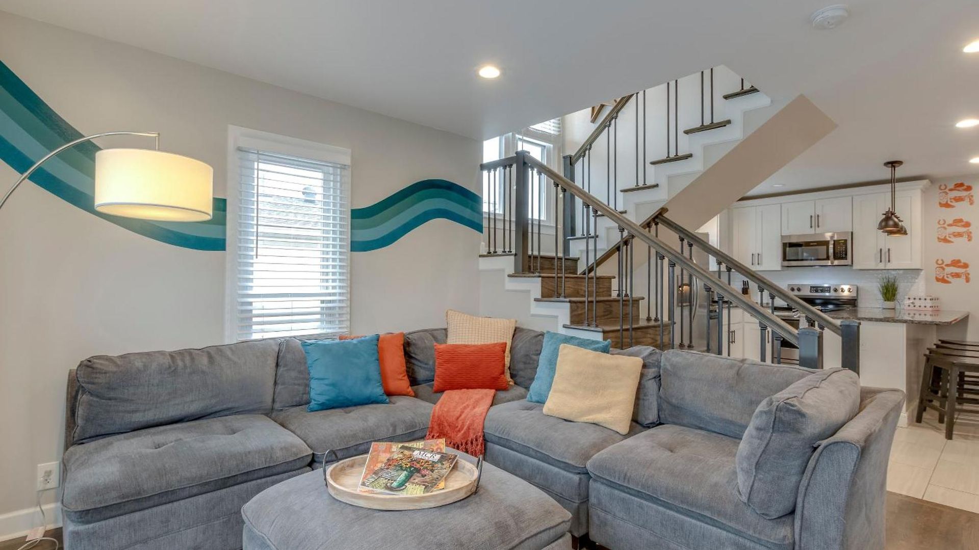 Walk About Hillsboro Village, 9 Mins To Downtown!