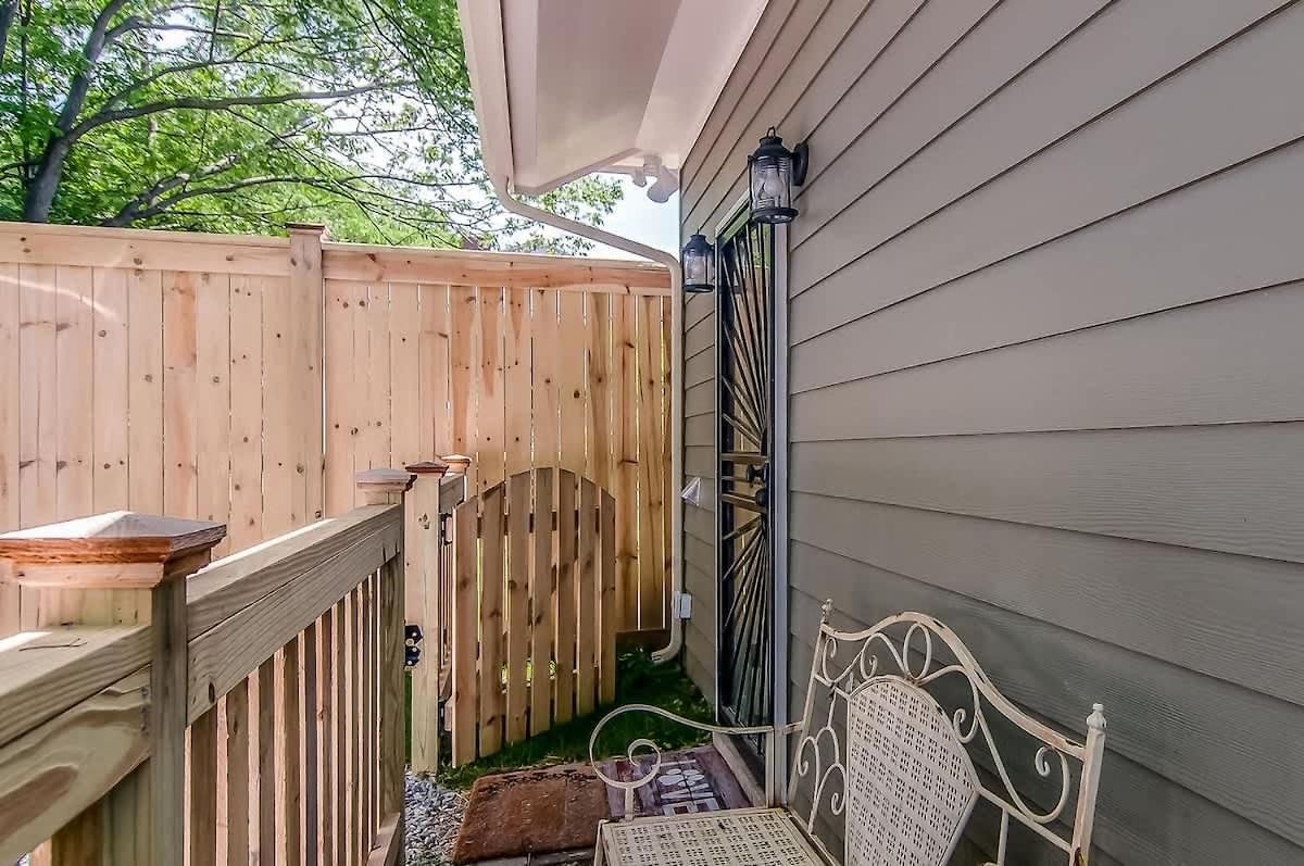 Apartment Rustic Walkable To Music Row! By Local *