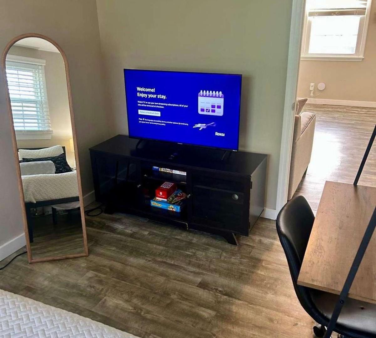Sleeps 6-full Kitchen-4 Beds-big Couch-officespace * Nashville