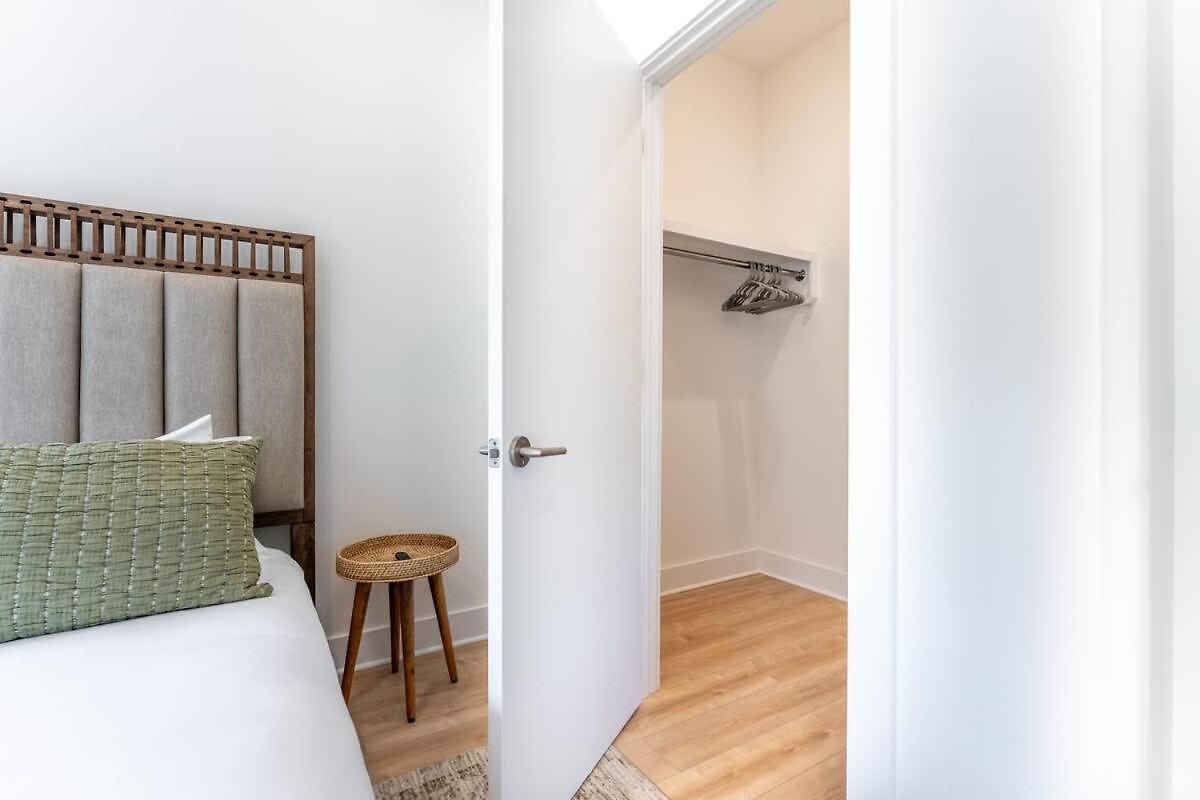 The Lyric Loft By Local Apartment