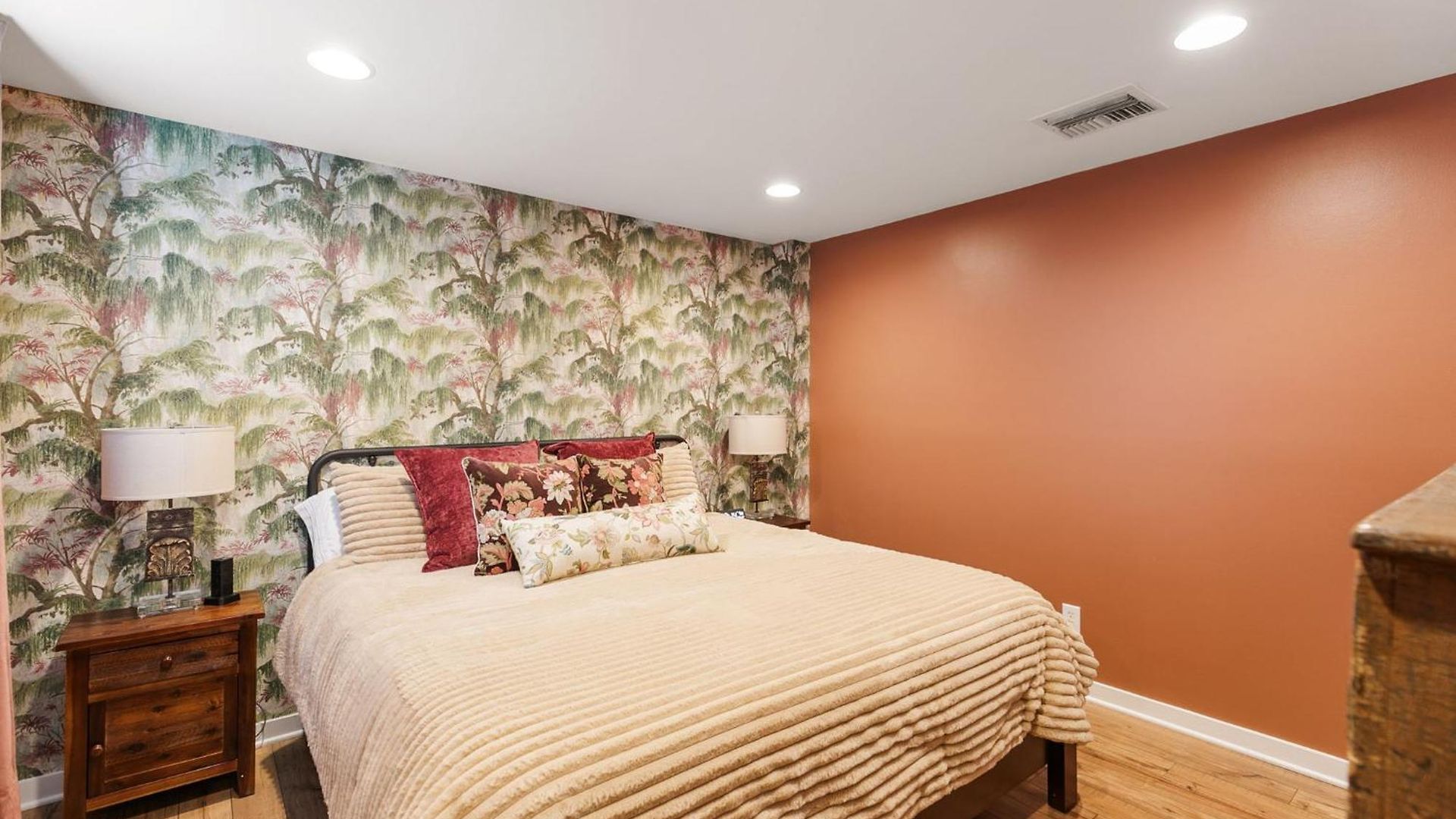 Apartment Downtown Riverfront Unit 780 *