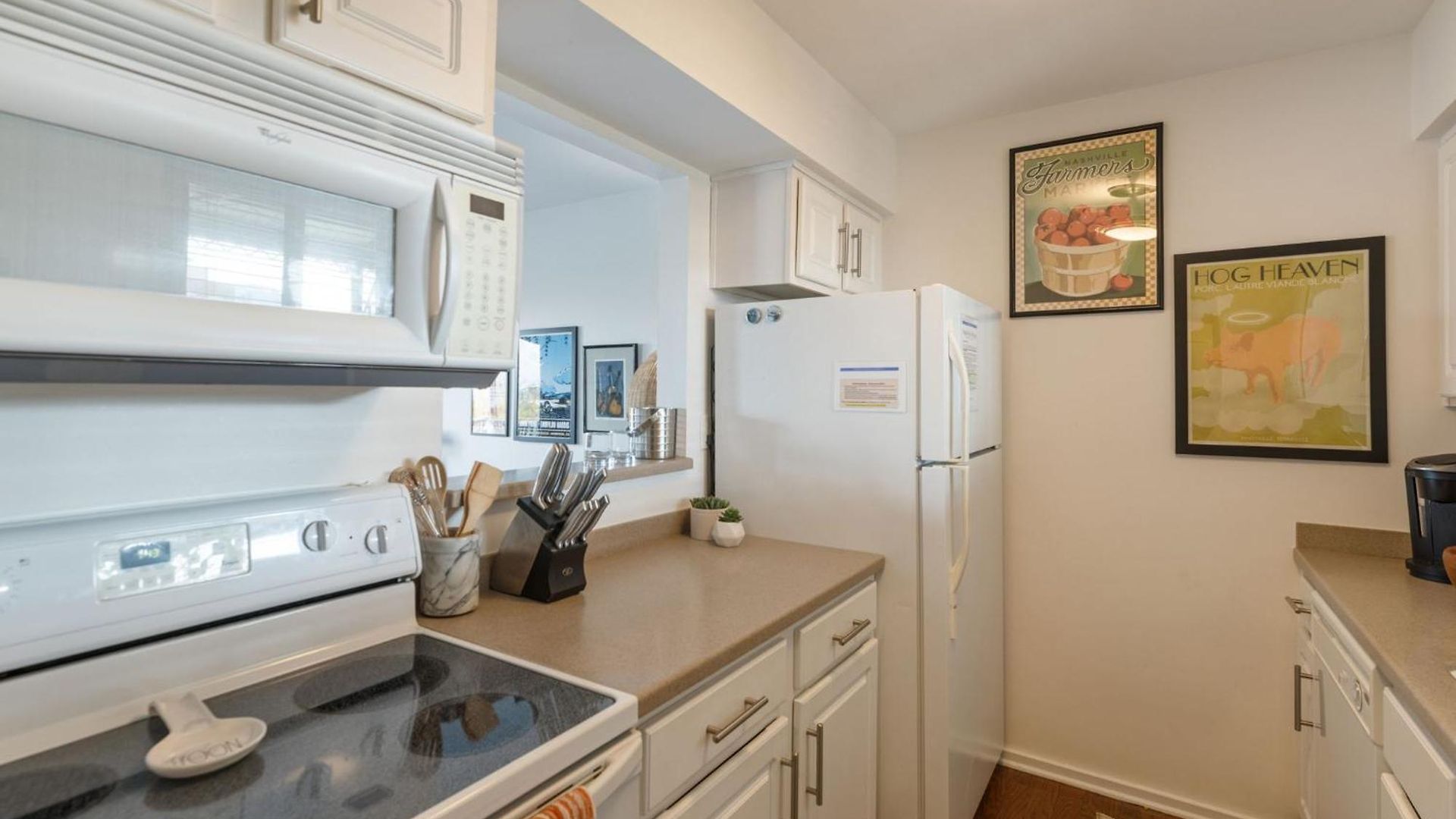 Downtown Riverfront Unit 790 Apartment
