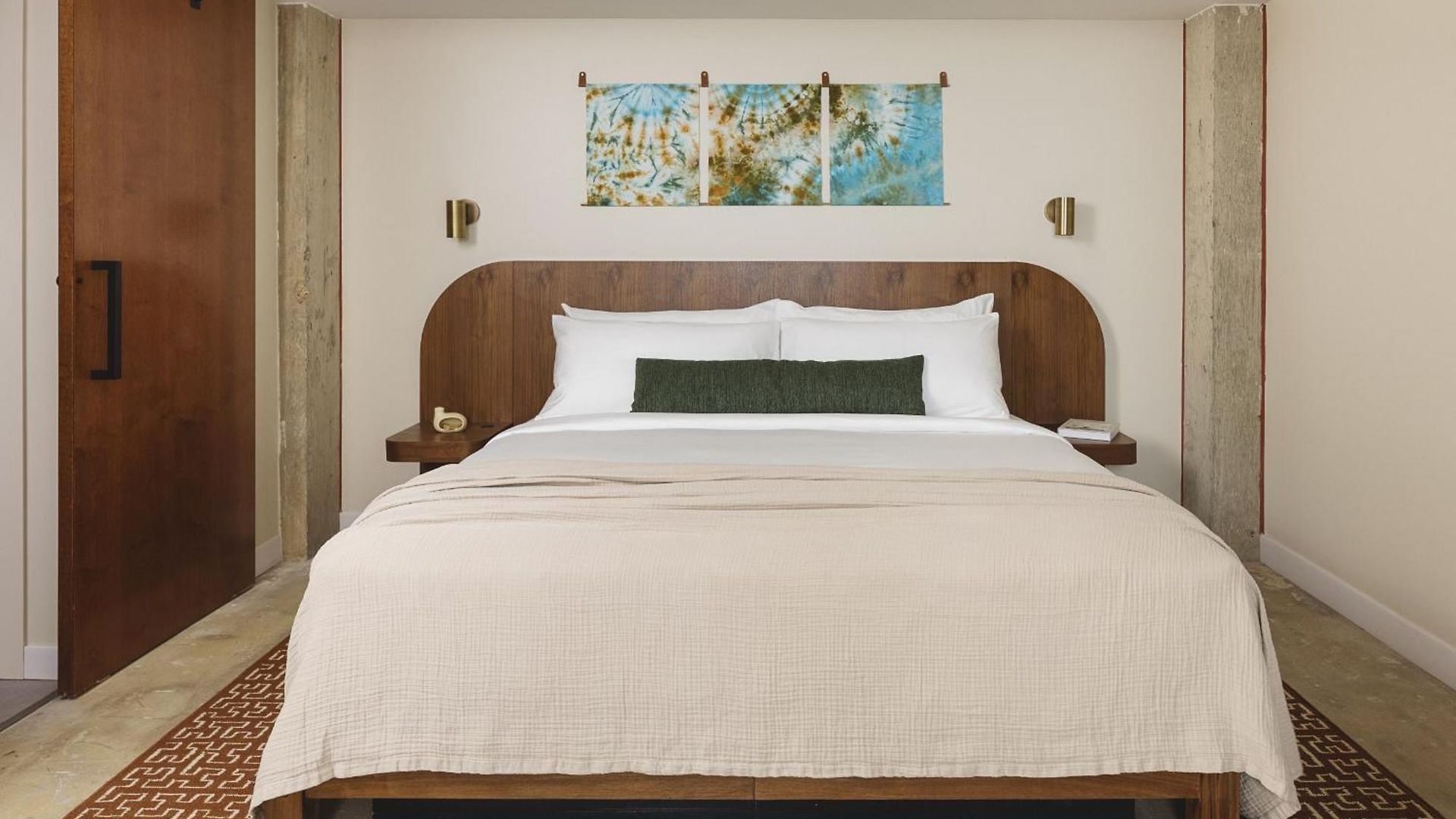 Drift Hotel 4*
