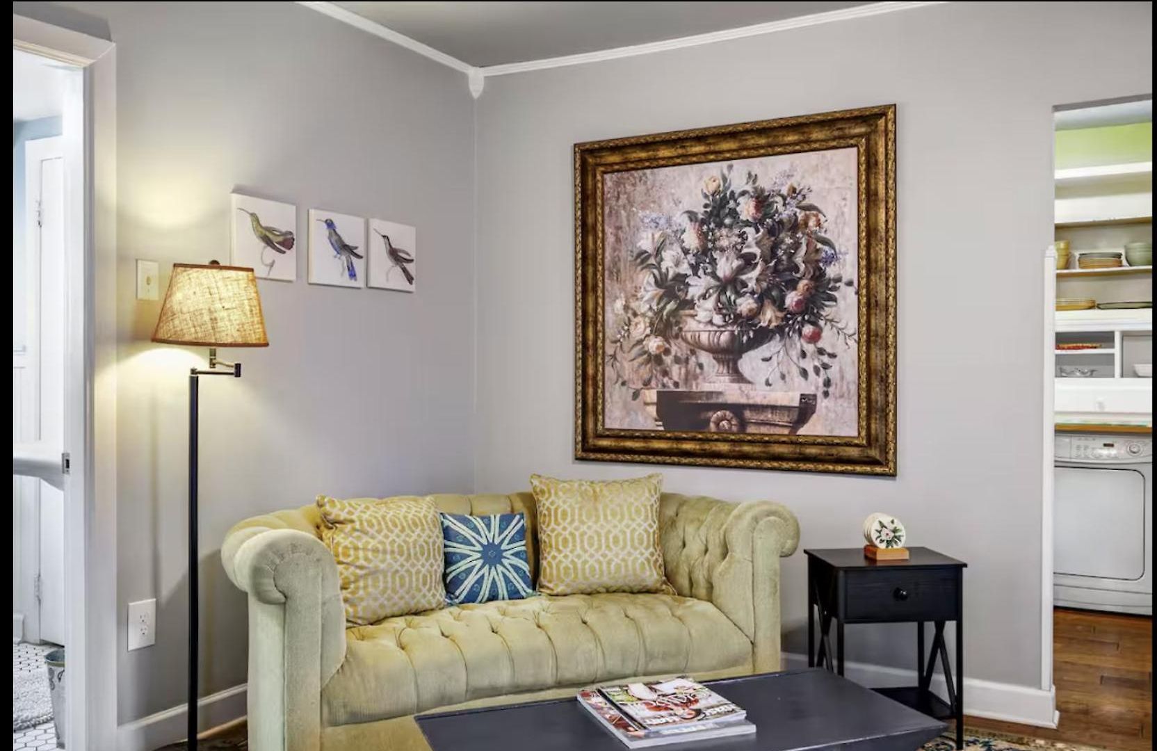 Guest house Peaceful Private Cottage, Walk To Park & 5 Mins To Downtown 4*