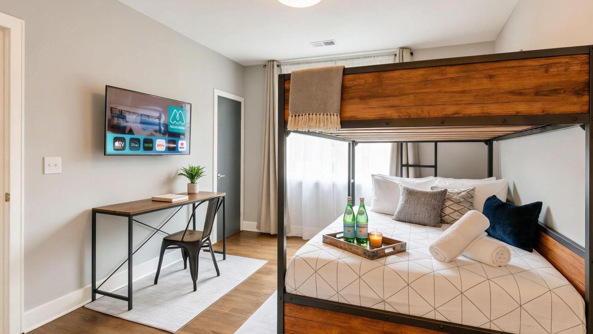 New Luxe Roofdeck 13 Beds Nashville