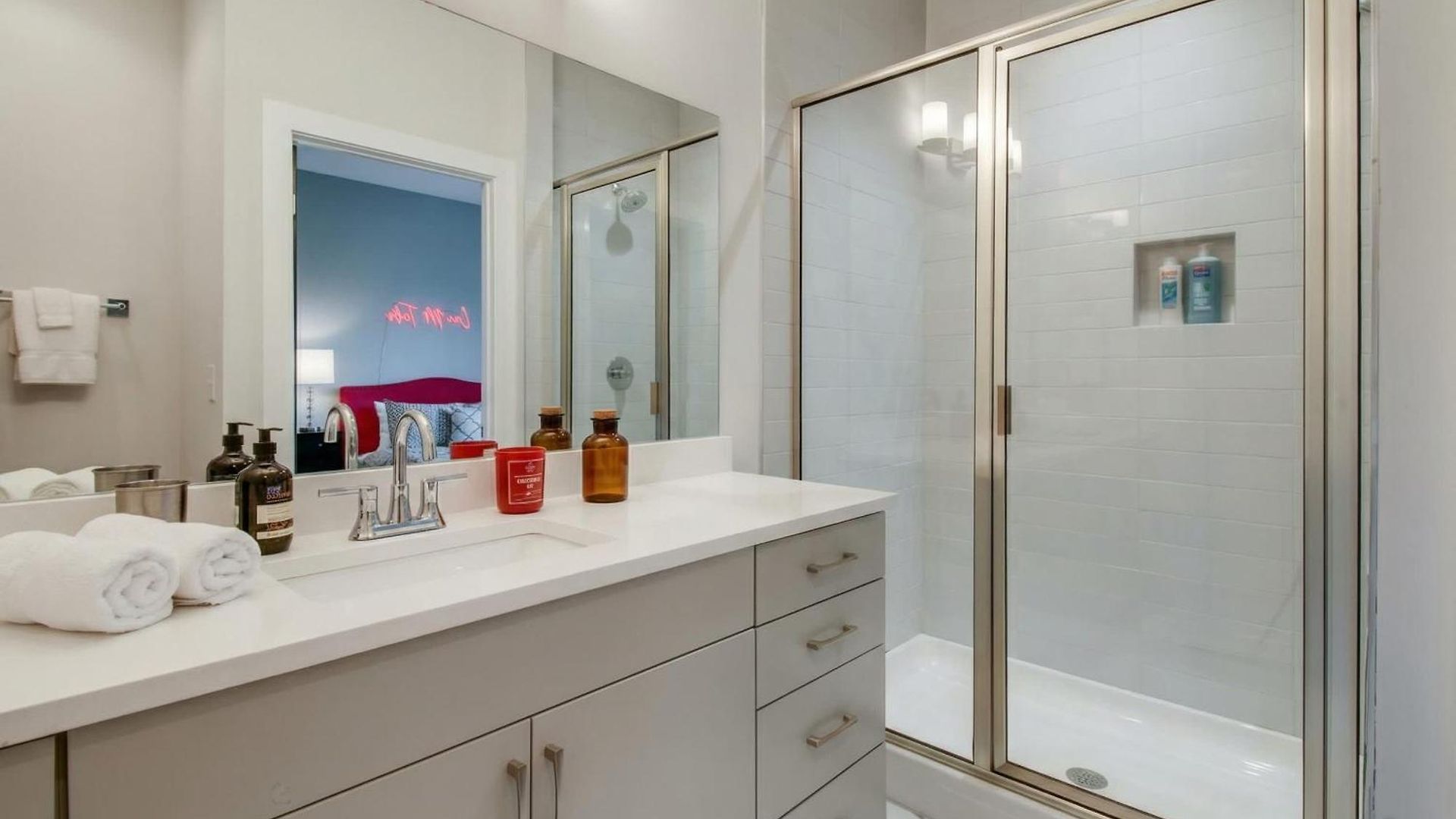 King & Queen 2 Homes - 24 Beds Views Nashville