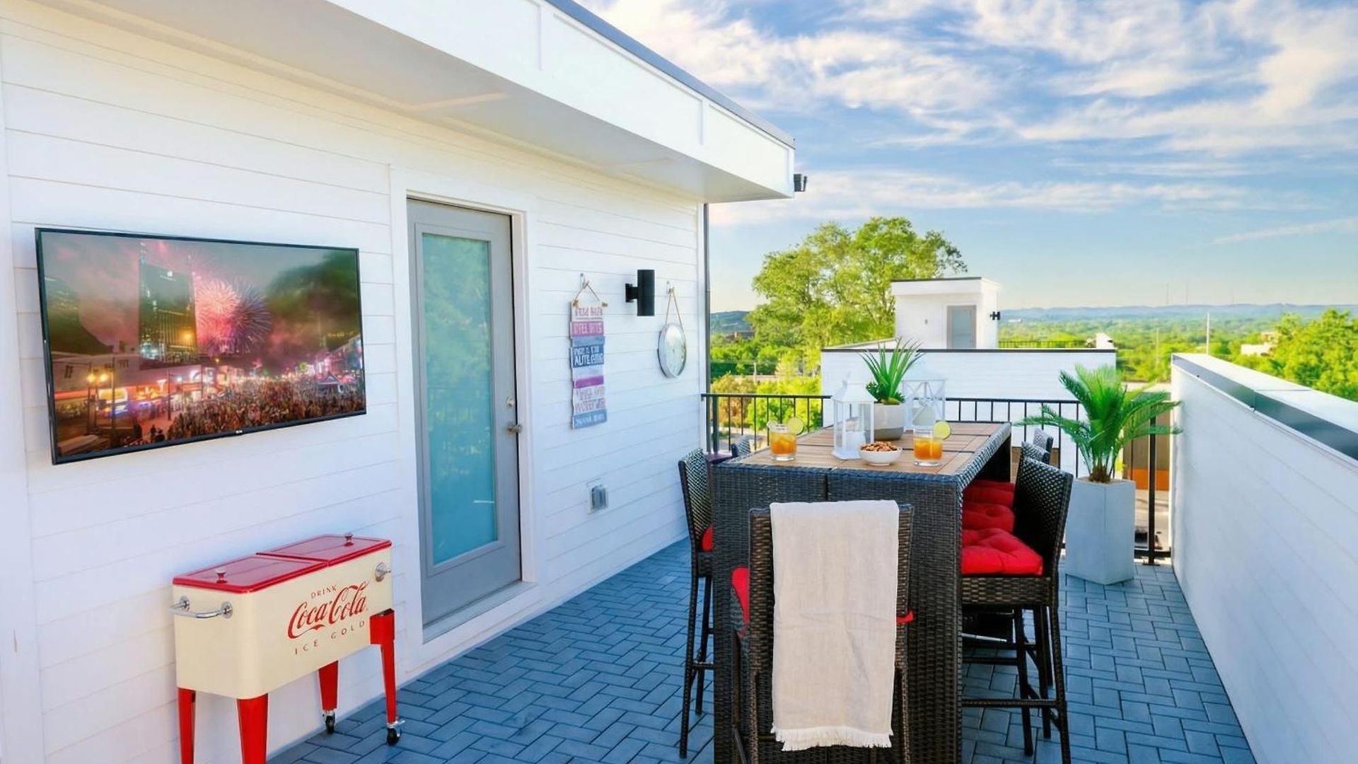 New Nashvegas Downtown Rooftop Views 13beds
