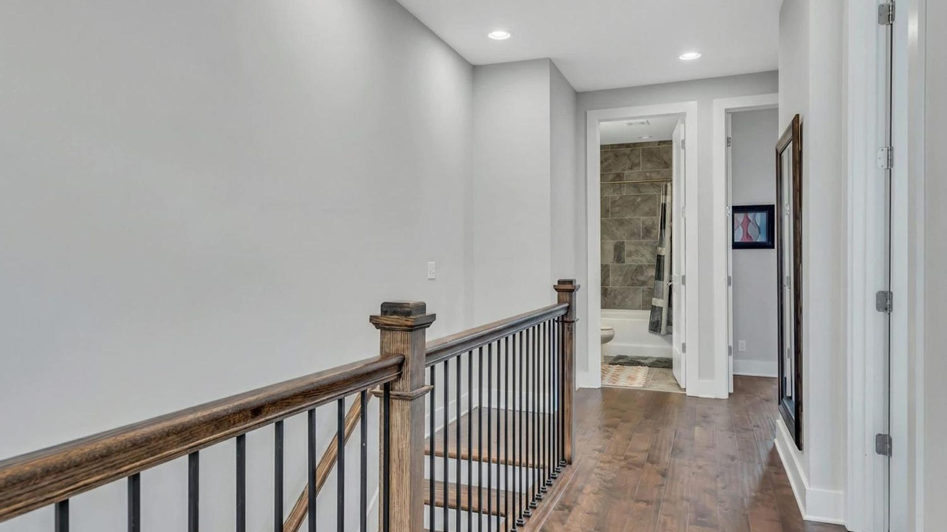 New Luxe 4br 12 Beds - Roofdeck Views - Chefs Kitchen *
