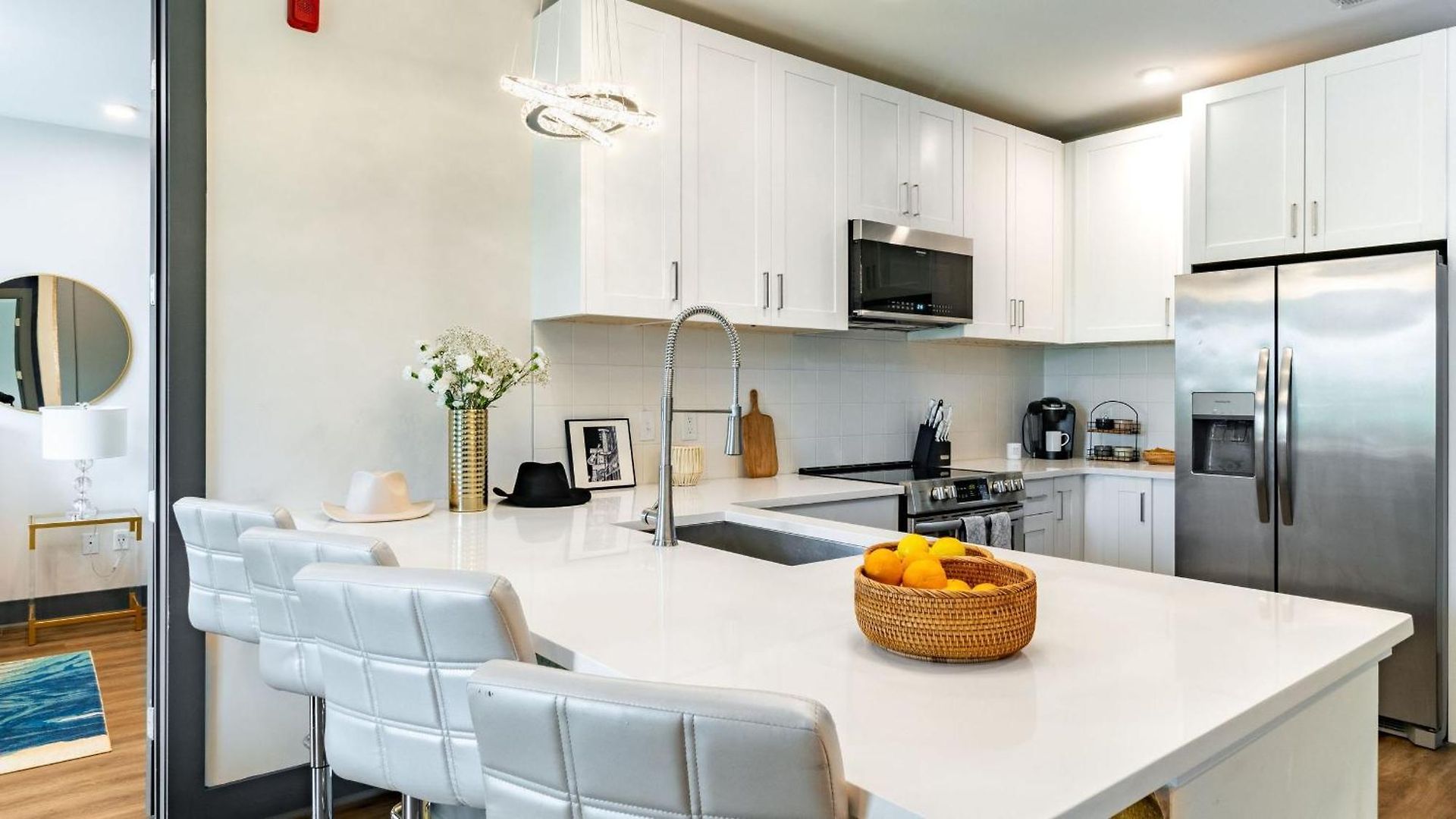 Lindsley By Avantstay Apartment