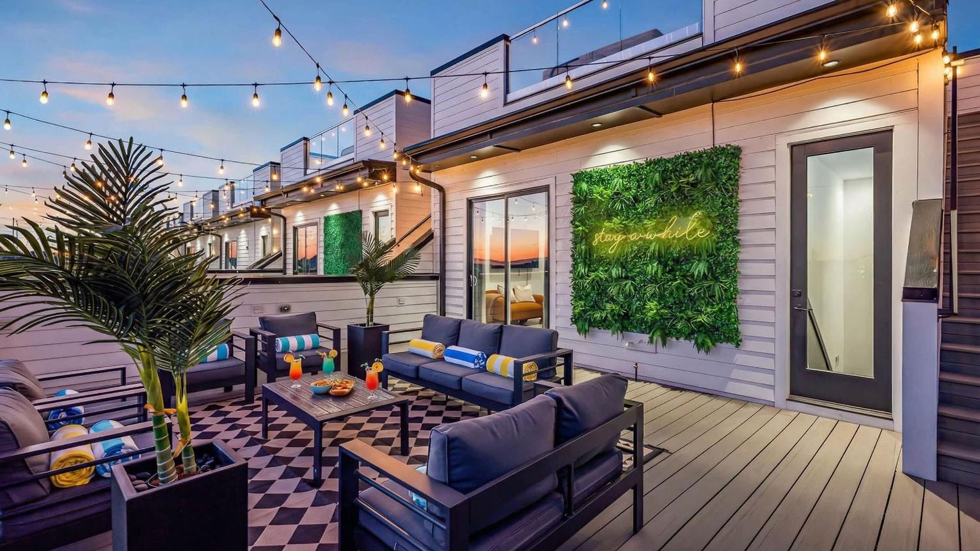 Rooftop Hot Tub Views Pac-man Pool Table * Nashville