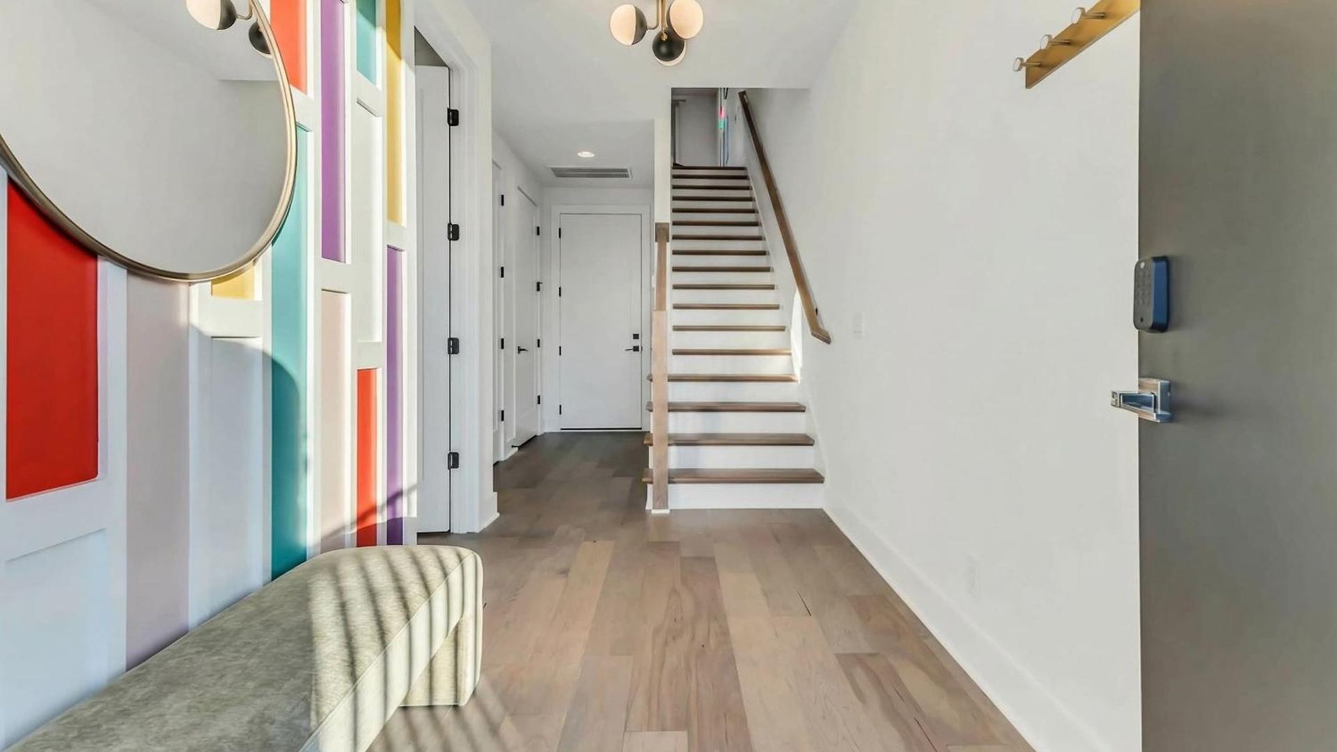 Game & Rooftop Deck At Downtown Holiday home
