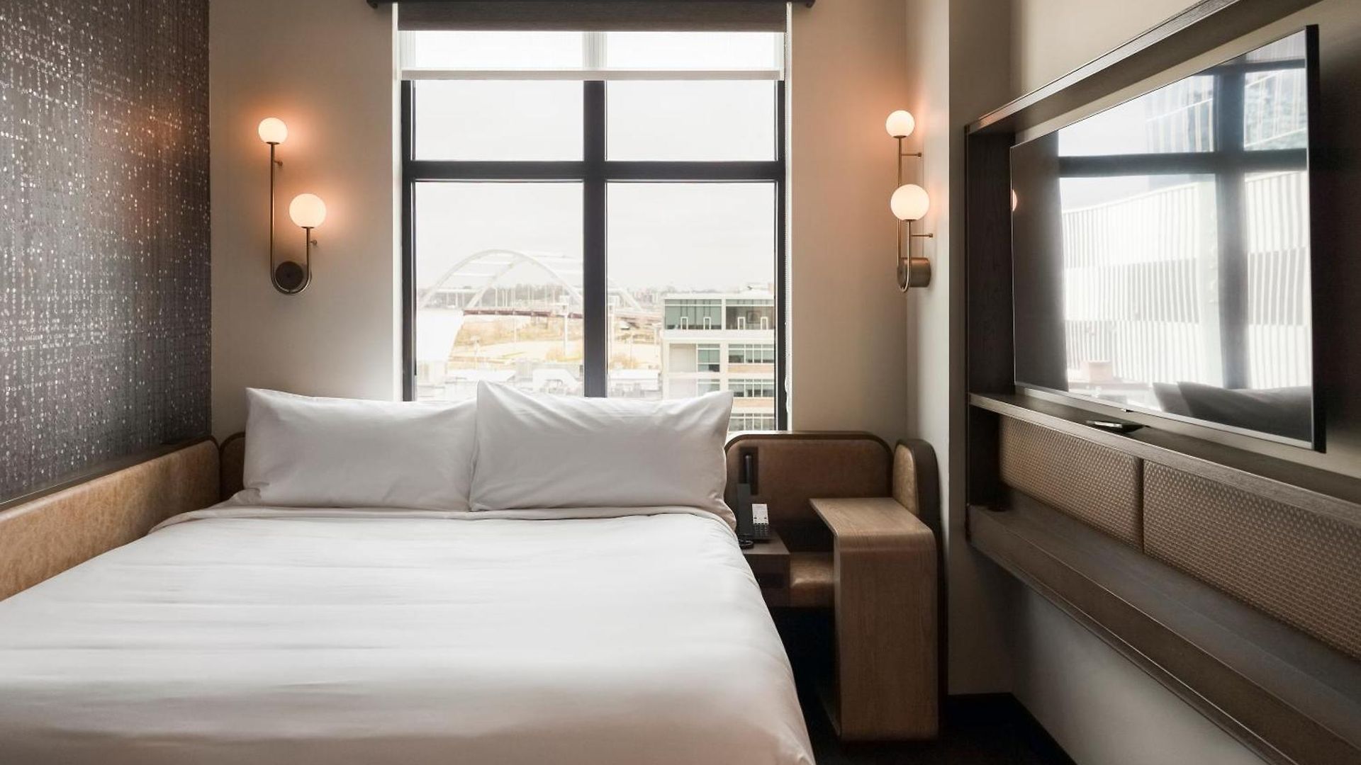 Motto By Hilton Downtown Hotel