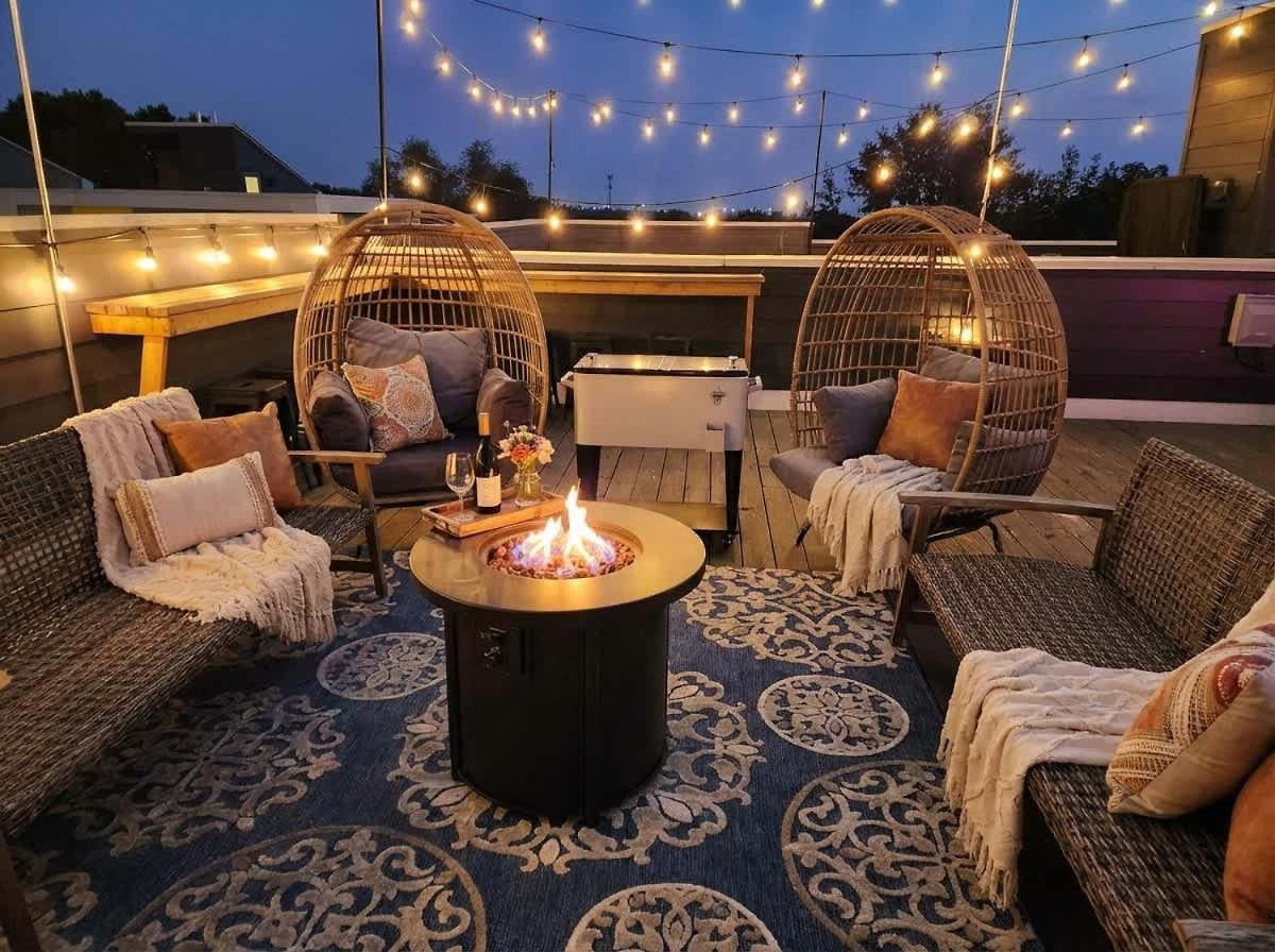 Rooftop Views Ping Pong Lounge * Nashville
