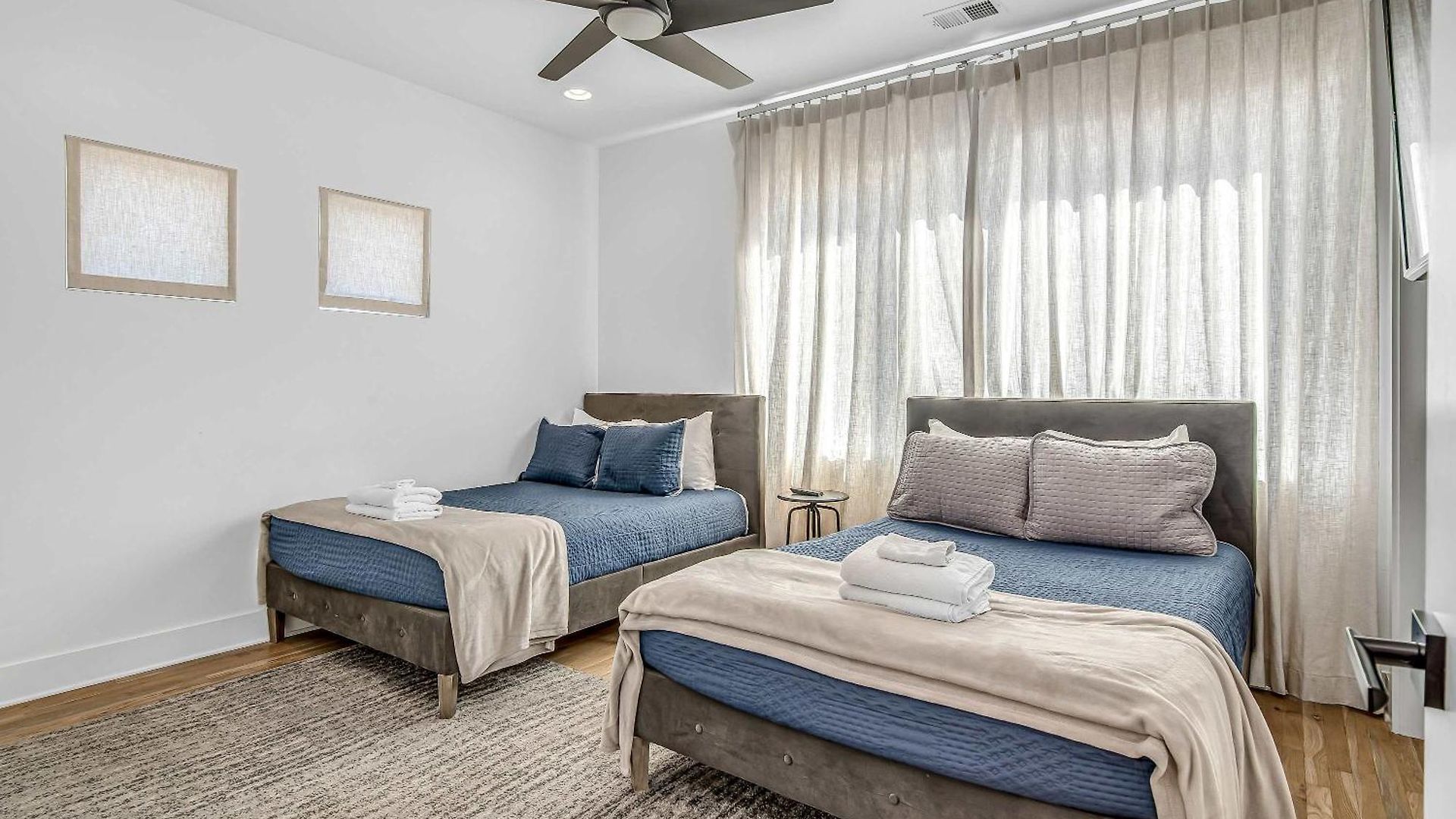 Holiday home Spectacular Double Rooftop 7 Mins To Broadway Nashville