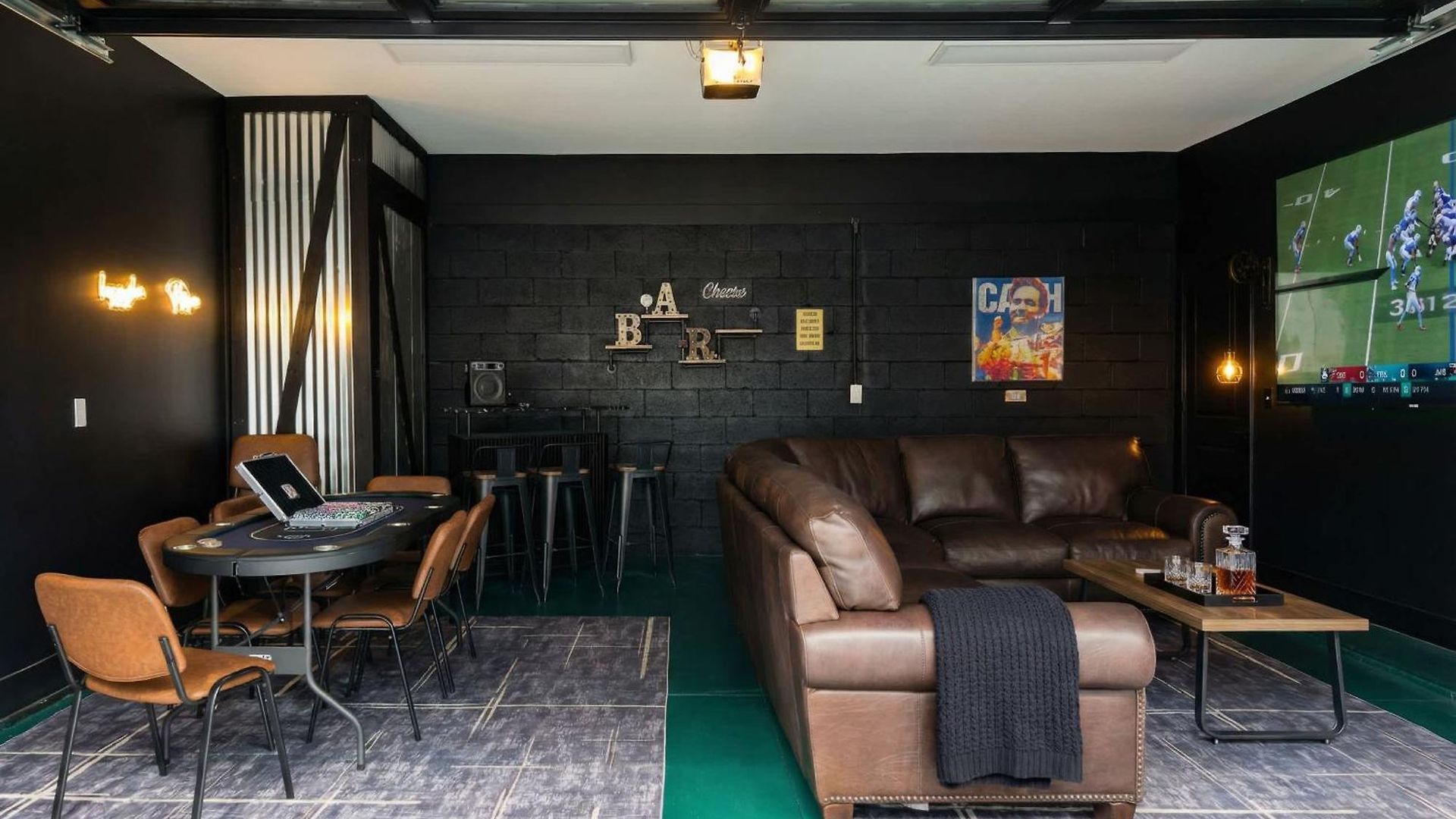2 Hot Tubs Karaoke Game Downtown * Nashville