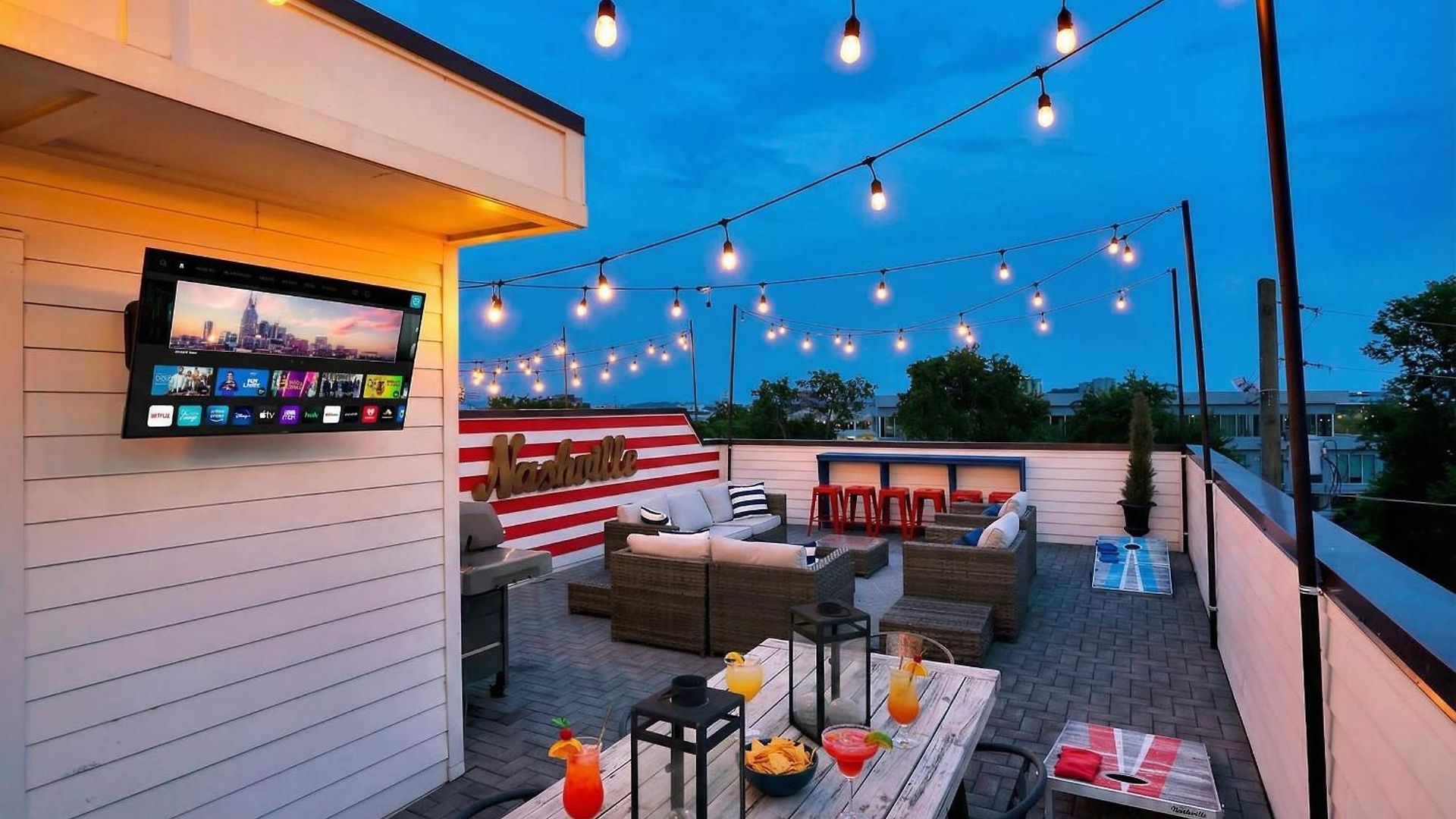 Holiday home Rooftop Deck & Shuffleboard Bbq Near Downtown Nashville