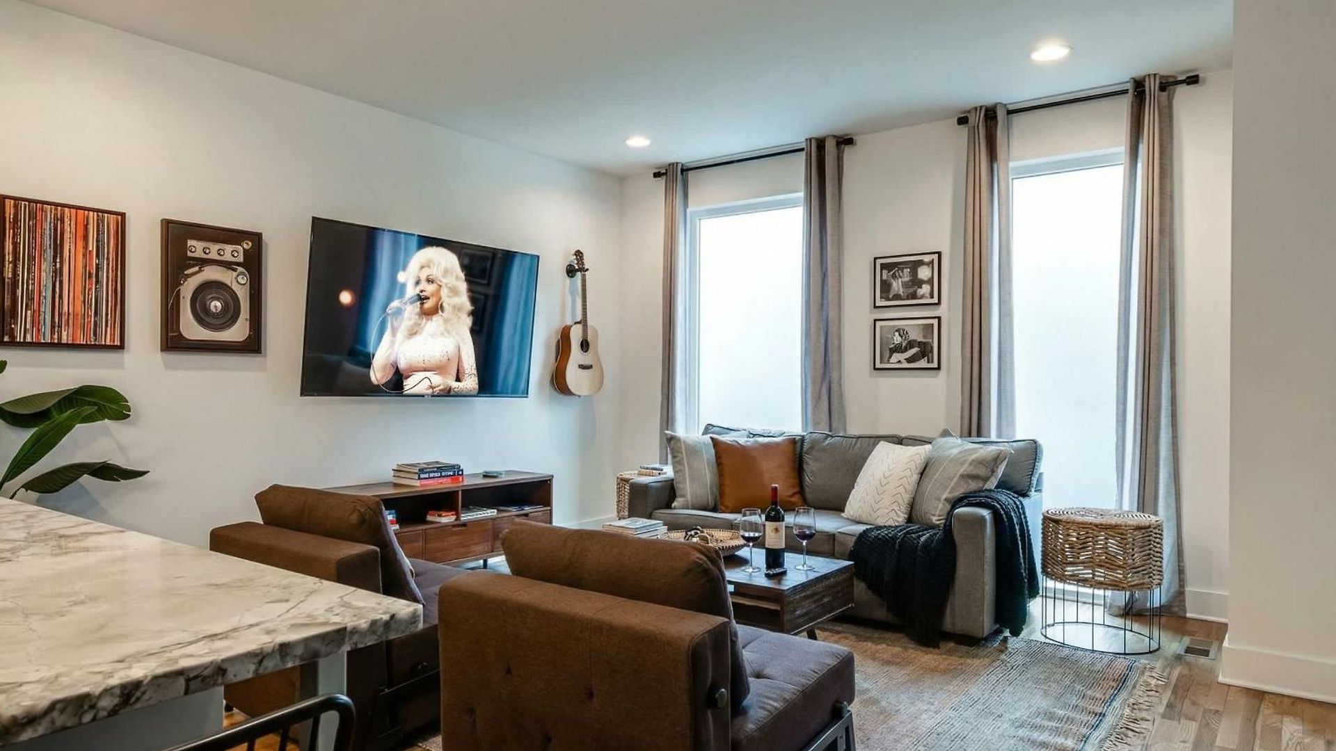 Rooftop Downtown Views - Bluebird Karaoke Holiday home Nashville