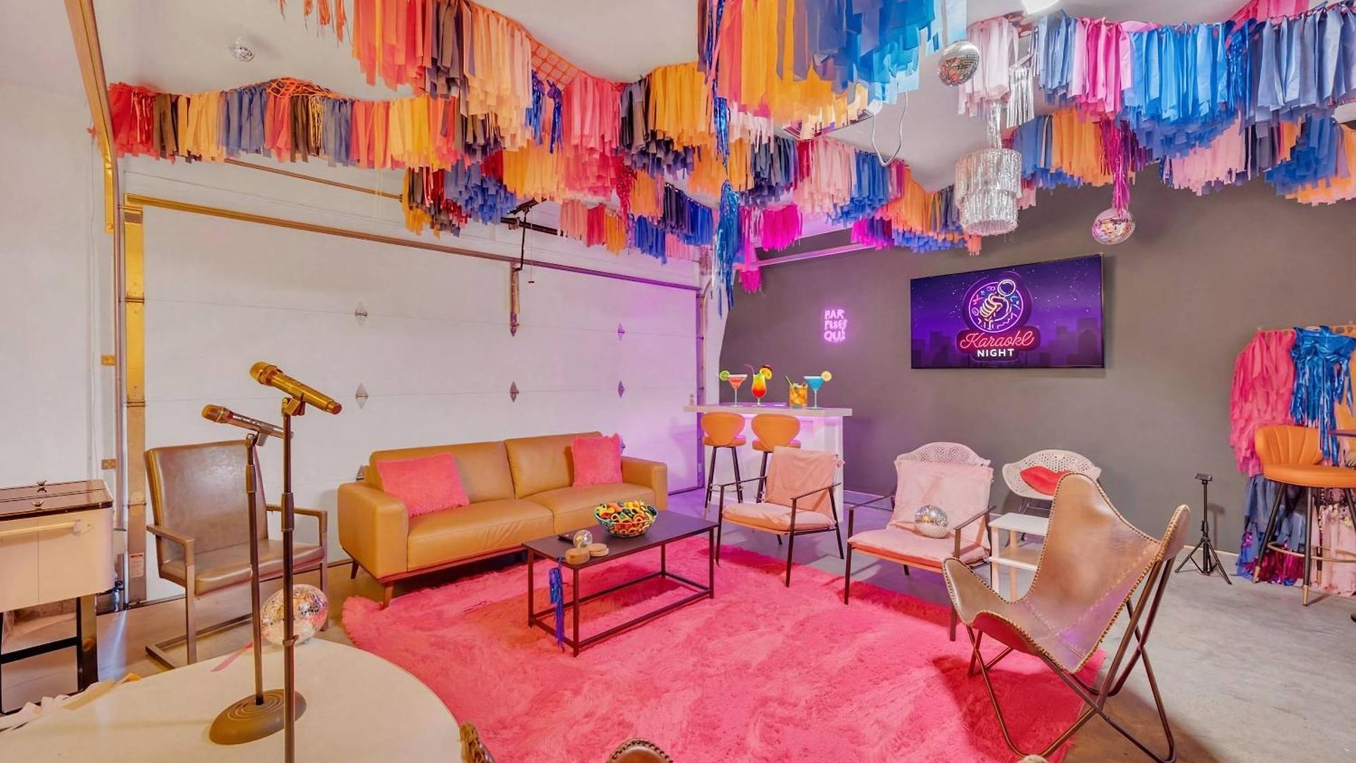 Brand New Views Karaoke Near Downtown Holiday home *