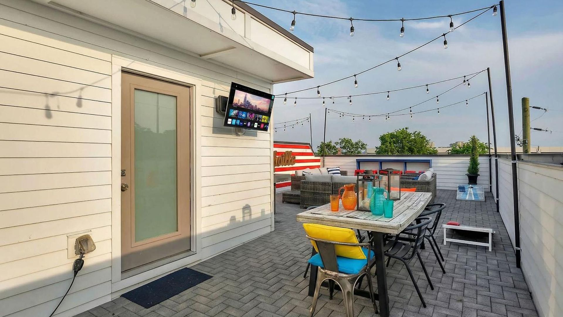 Rooftop Deck & Shuffleboard Bbq Near Downtown Holiday home *