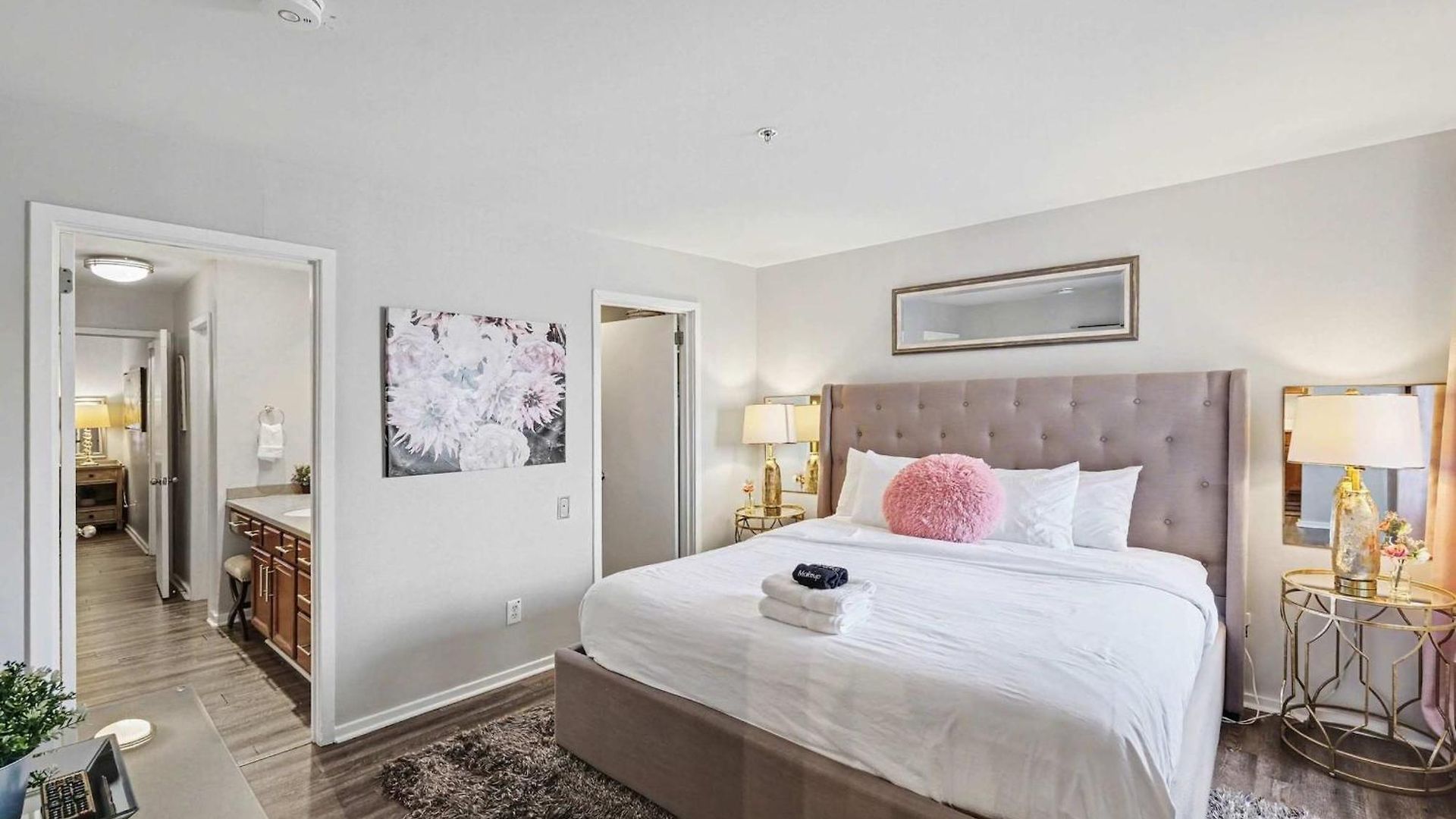 Riverfront Charm - A Scenic Downtown For 6 * Nashville