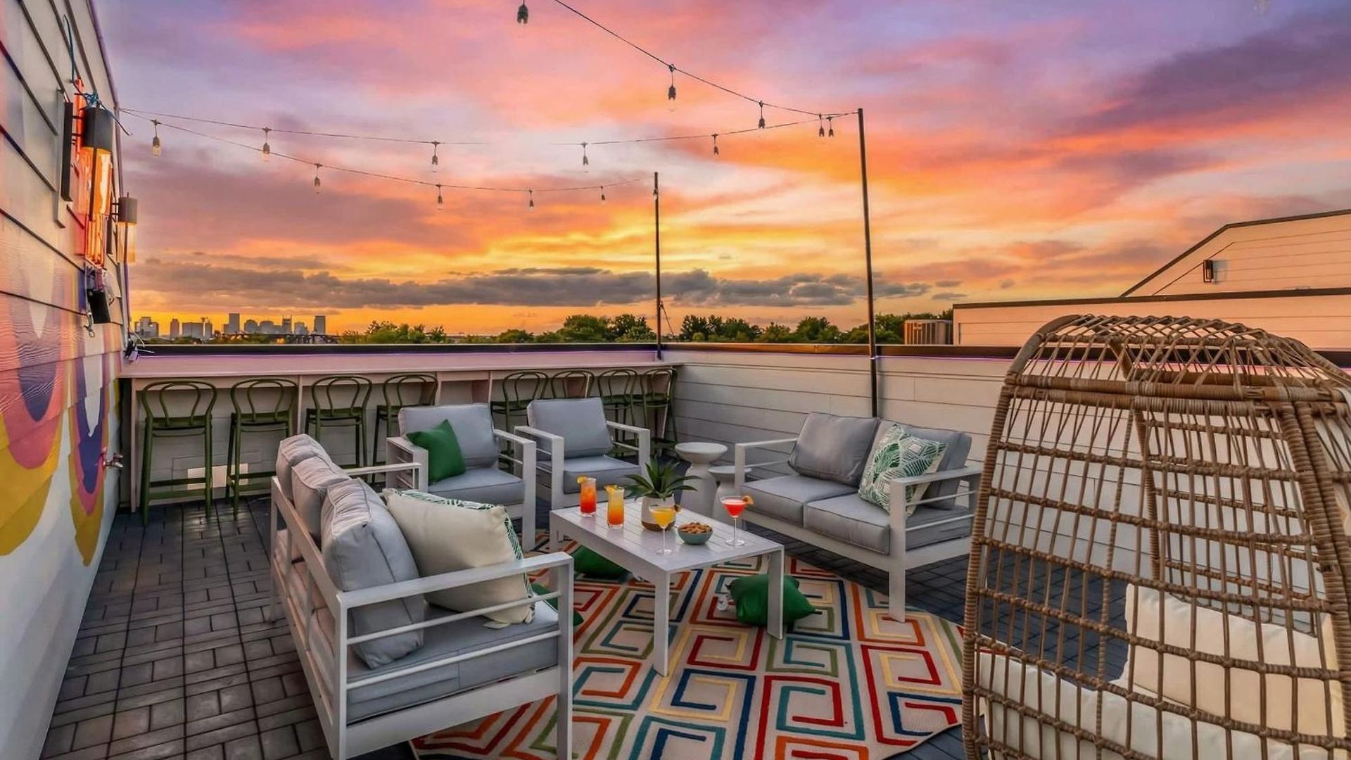Holiday home Game & Rooftop Deck At Downtown Nashville