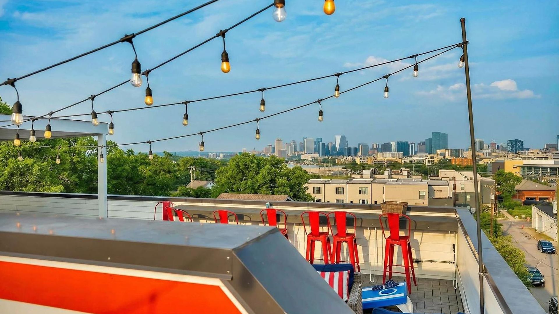 Rooftop Deck & Shuffleboard Bbq Near Downtown Holiday home *