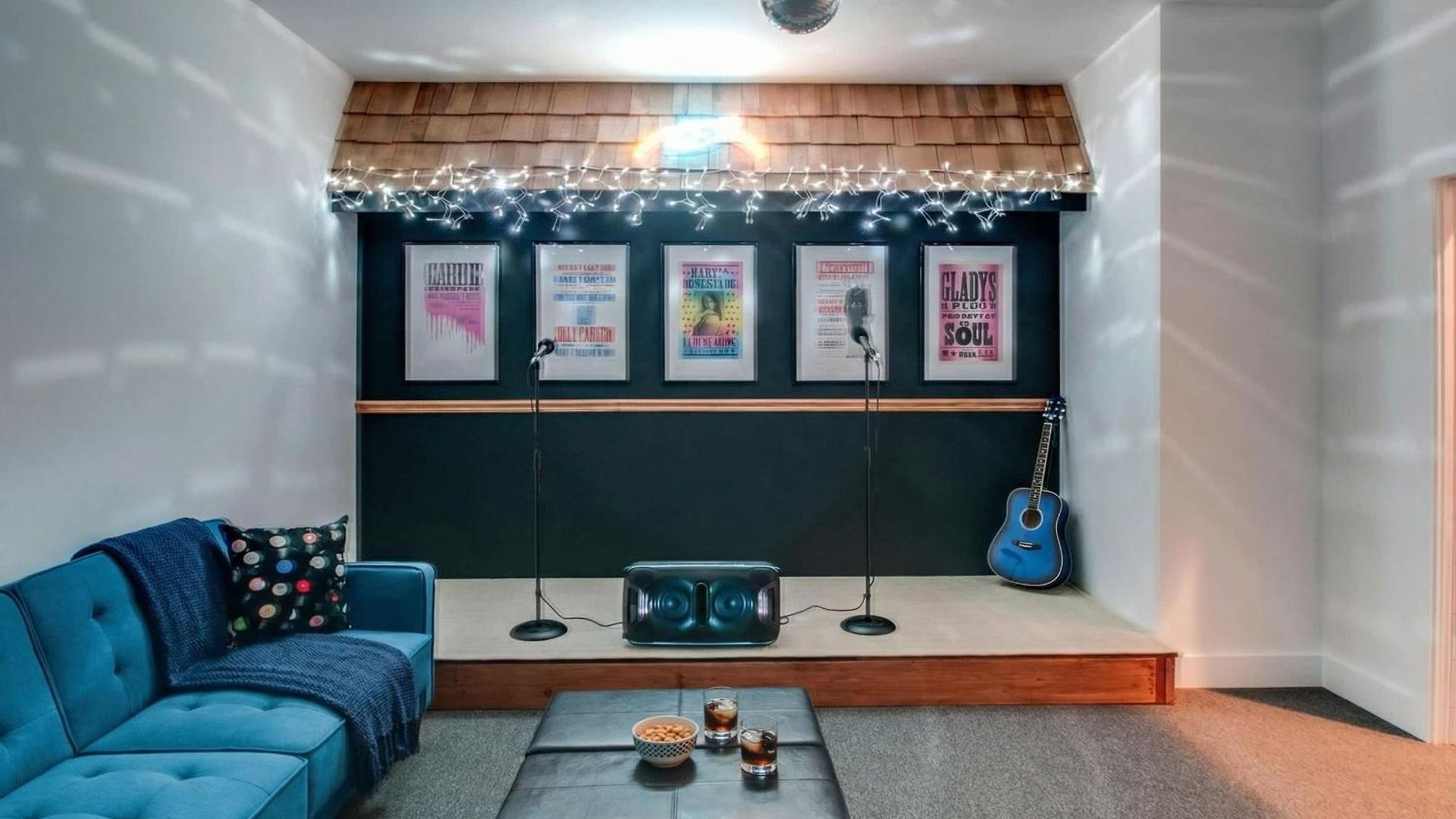 Rooftop Downtown Views - Bluebird Karaoke Holiday home *