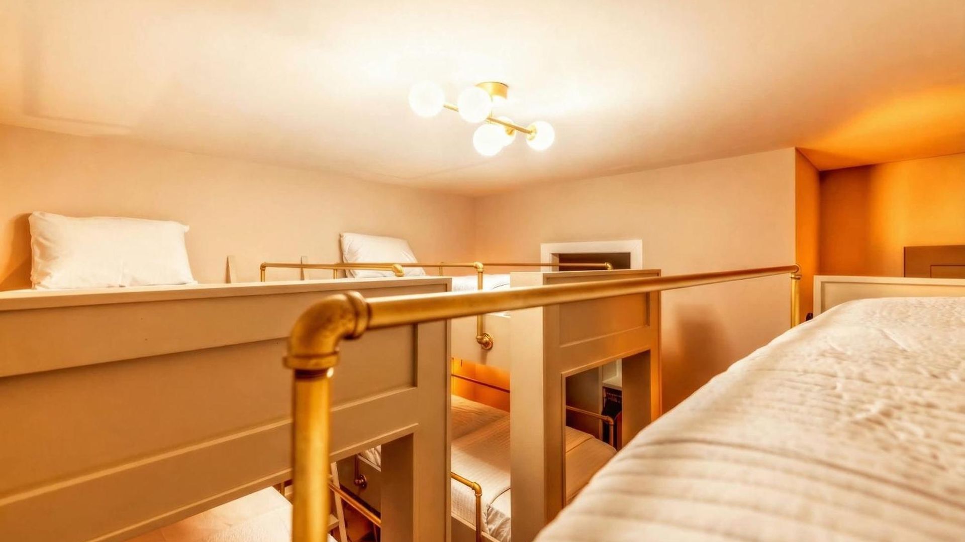 Skyline Views With Double Rooftop Deck & Game * Nashville