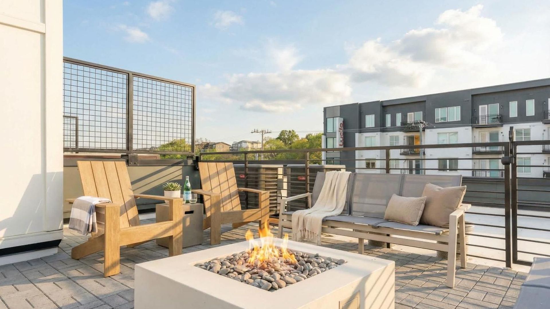 Luxe 4br With Fire Pit Grill And Views