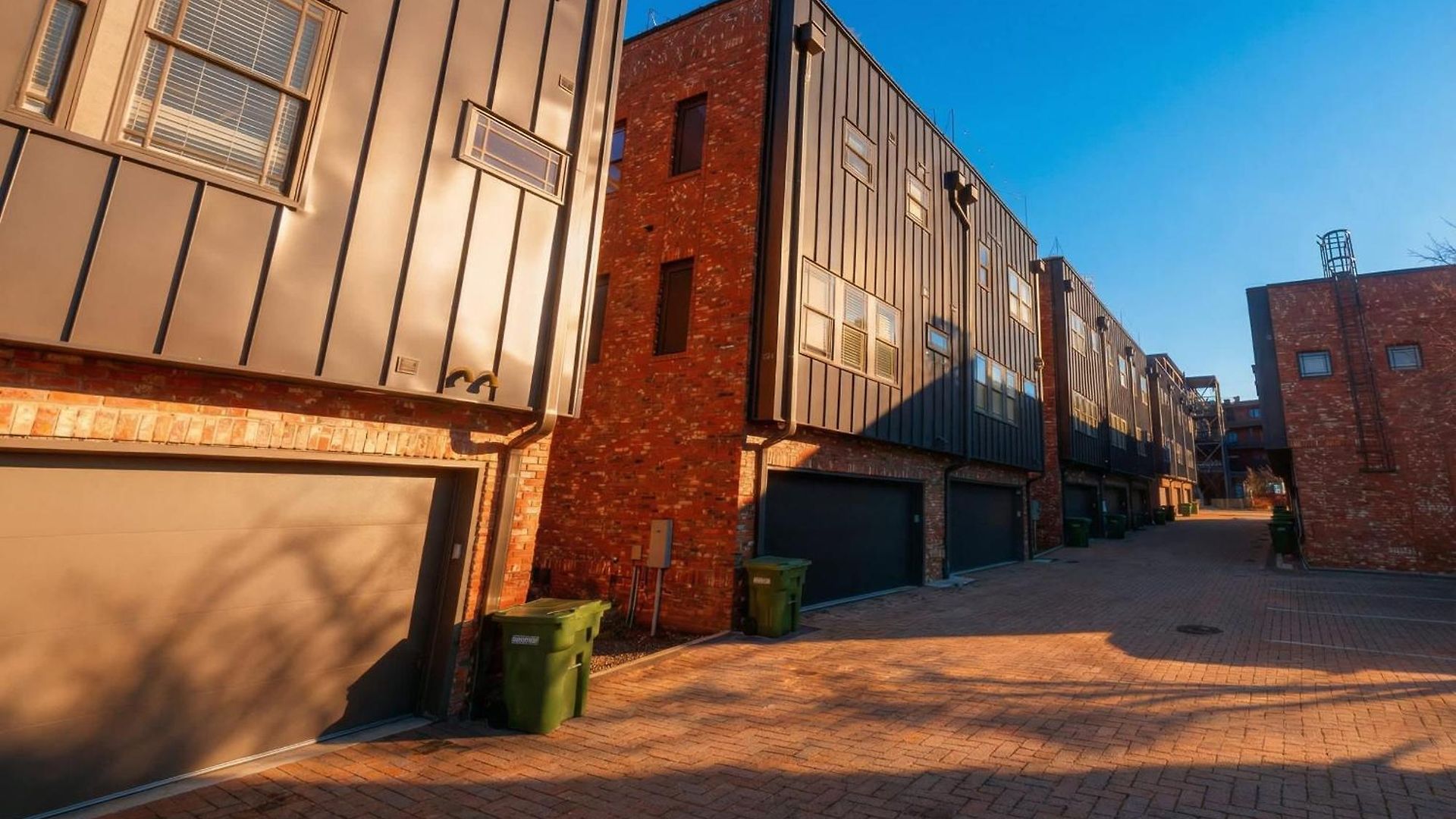 Holiday home Skyline Views With Double Rooftop Deck & Game Nashville