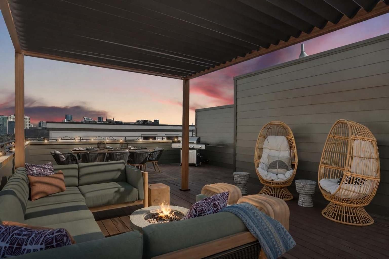 The Ridgeline - New Rooftop Retreat Near The Gulch Holiday home Nashville