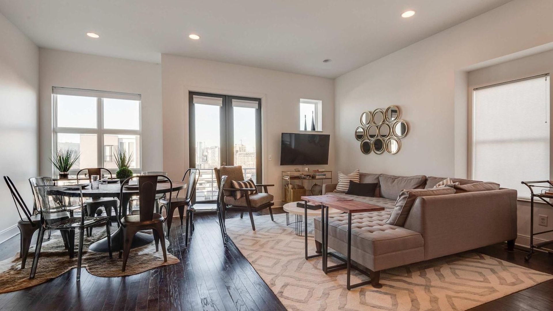 The Skyline Social - Retreat & Private Rooftop * Nashville