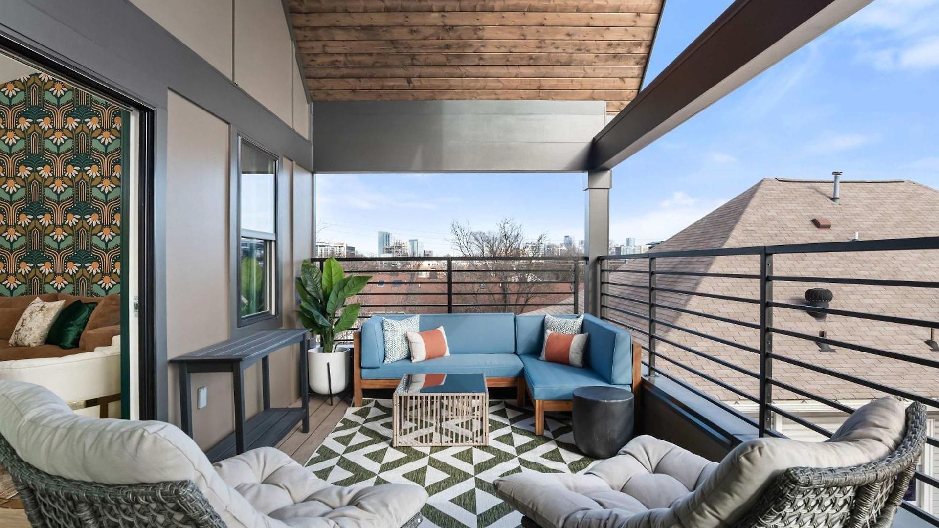 The Musgraves - Modern Music Row With Rooftop Nashville