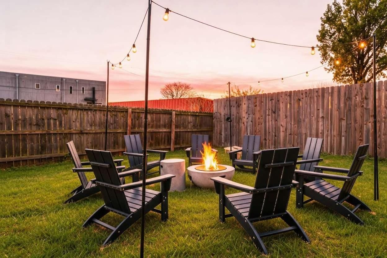 Holiday home Game Balcony Backyard Near Downtown Nash Nashville