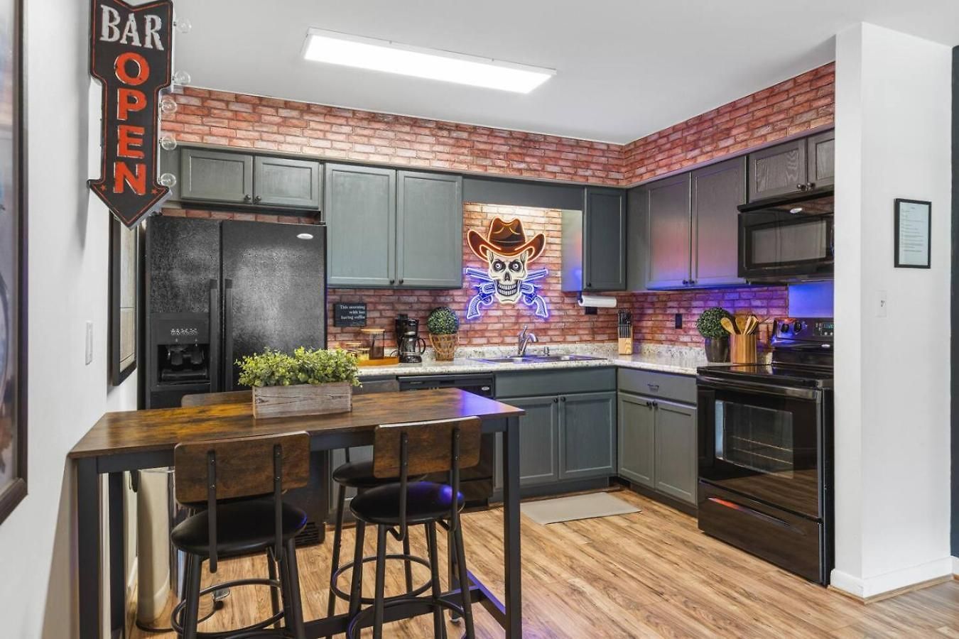Holiday home Cozy By Music Row, Walk To Restaurants And Bars Nashville