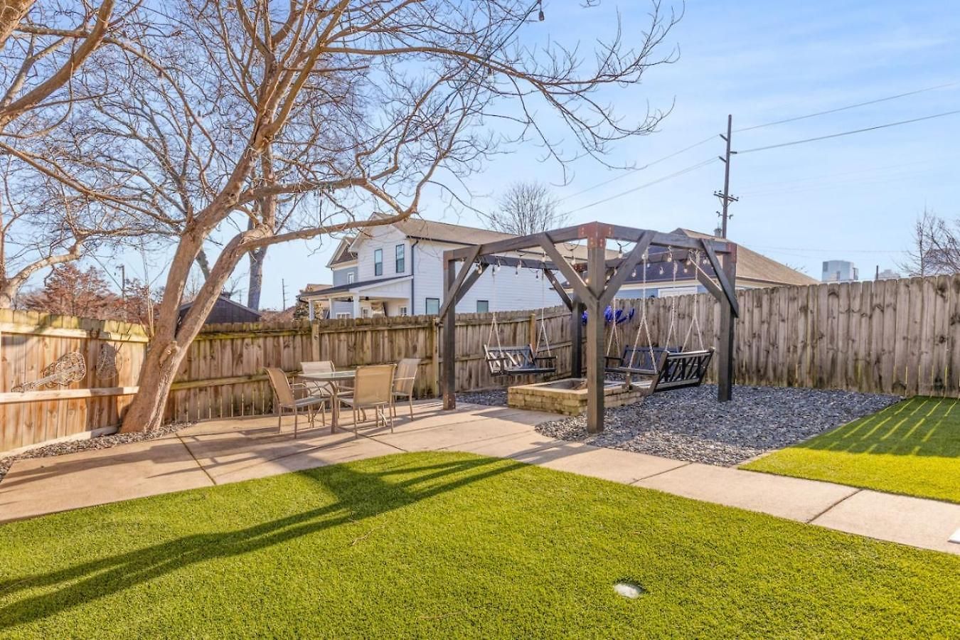 Holiday home Modern House By Downtown With Garage And Fenced-in Yard *