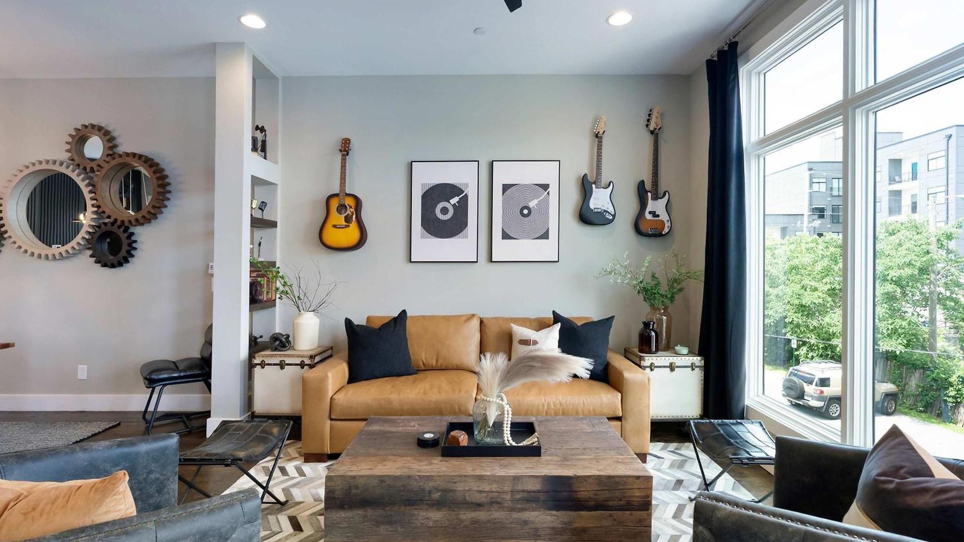 2 Homes! Broadway Views, Rooftops & Karaoke * Nashville