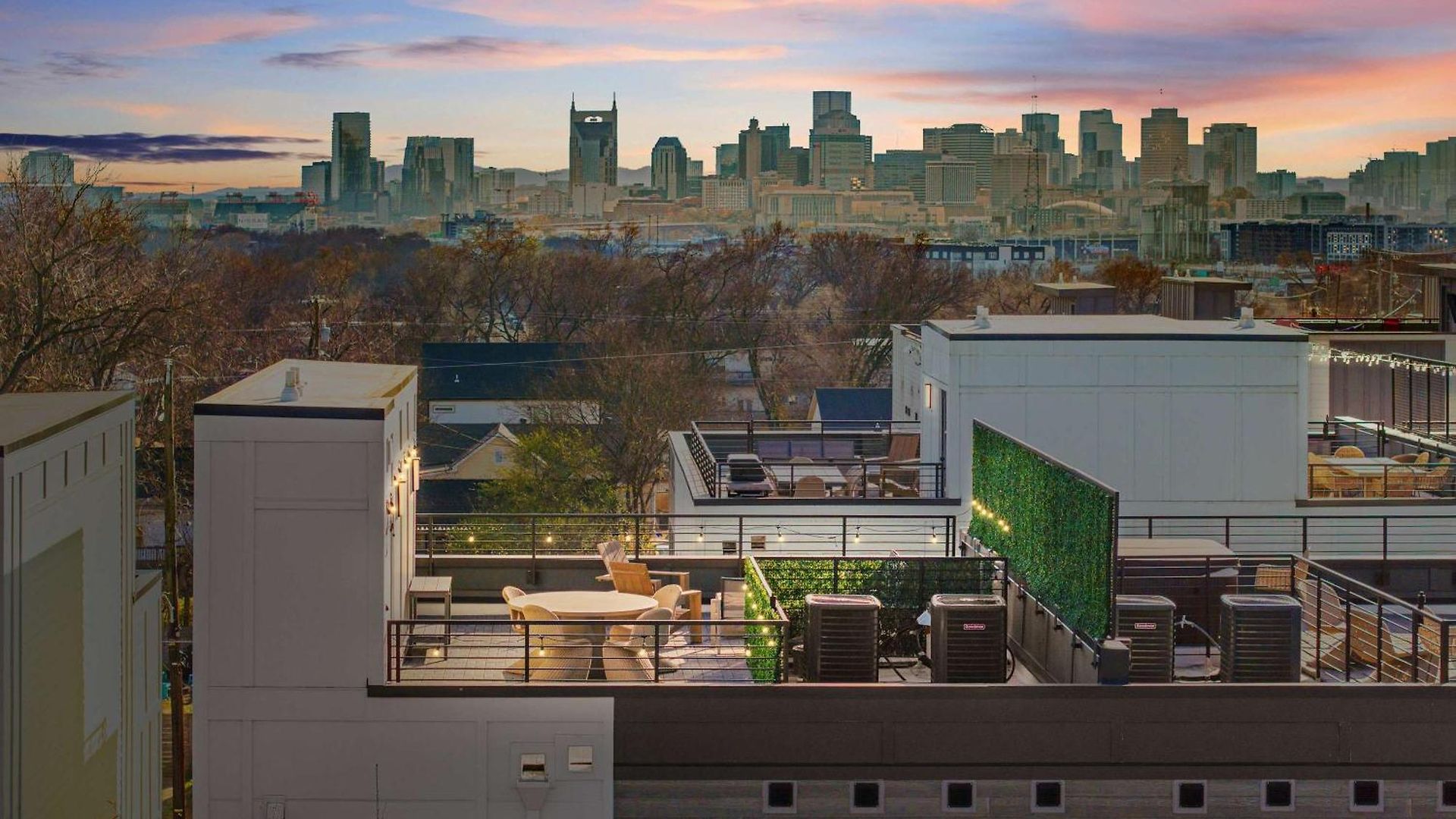 Nash Skyline Views Rooftop With Fire Pit Grill * Nashville