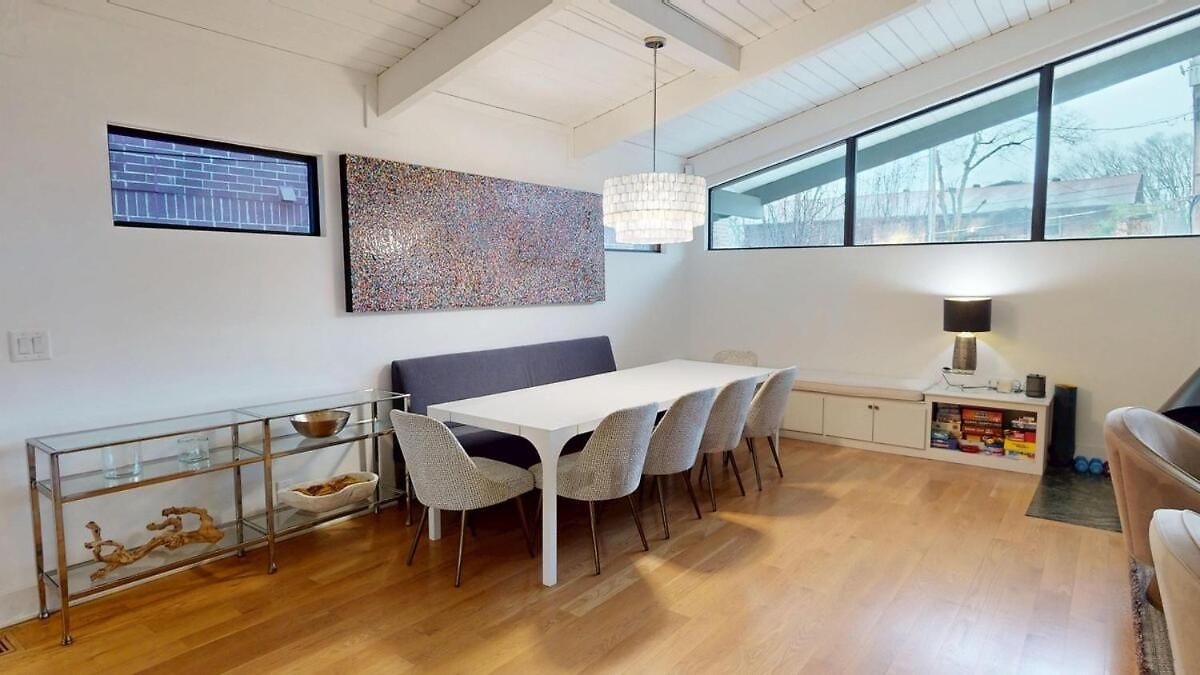 Luxury House Downtown With Private Heated Pool Villa