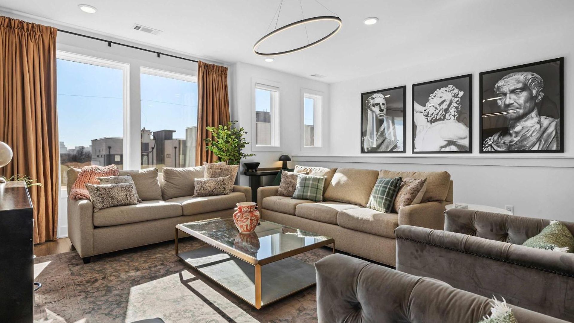 Nash Skyline Views Rooftop With Fire Pit Grill Holiday home