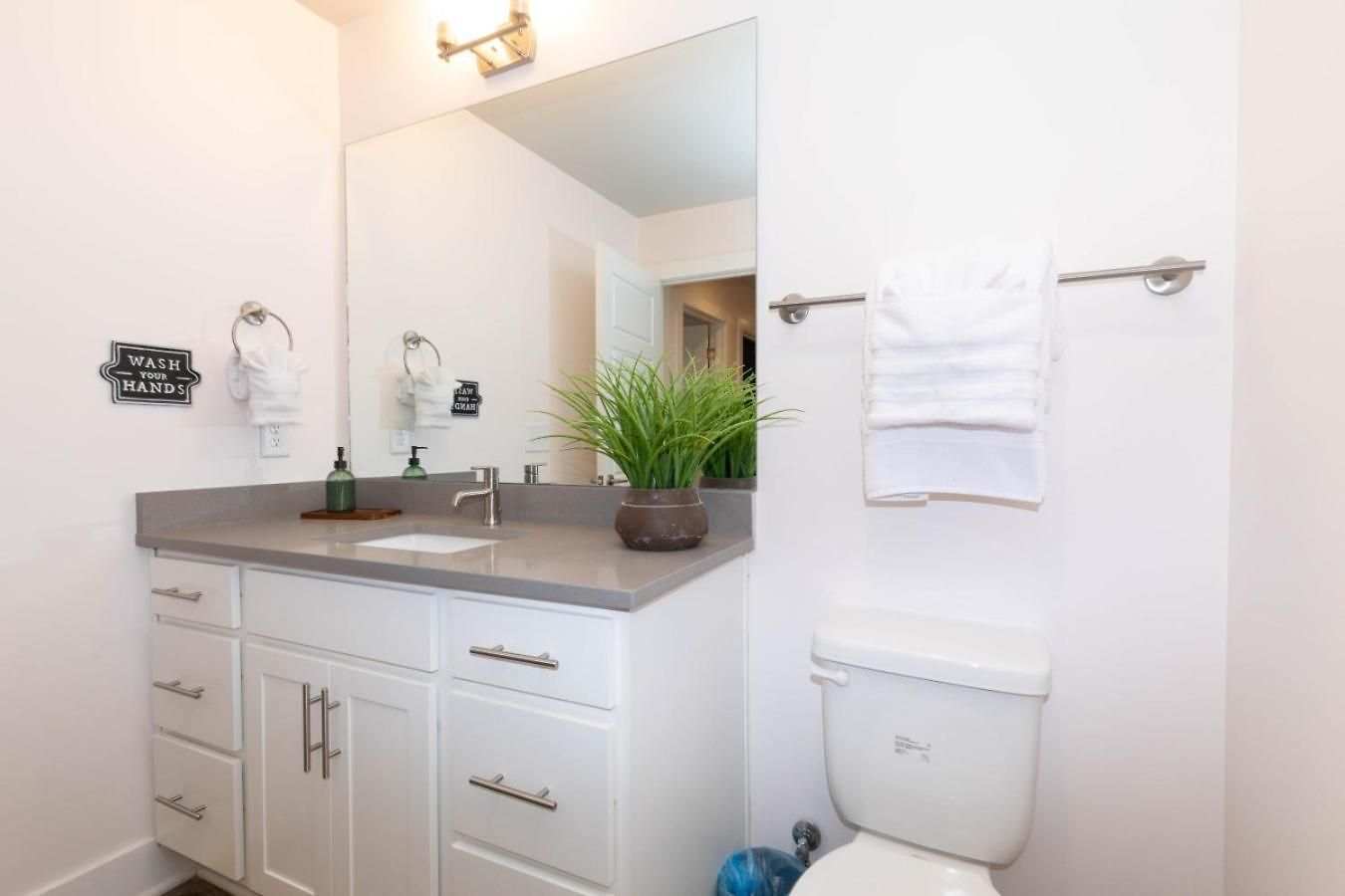New Luxury 4br With Bar, Arcade, 3 Min To Stadium Holiday home Nashville