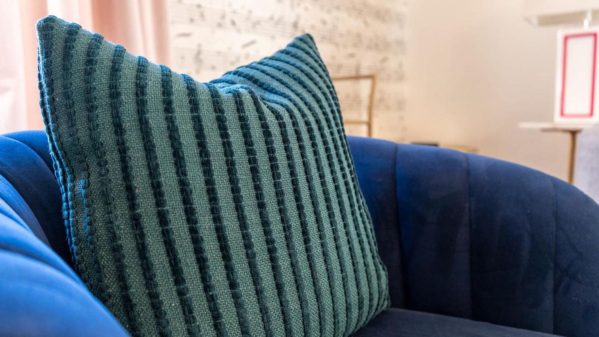 Notes Of Southern Charm - Walkable To Food & Shops