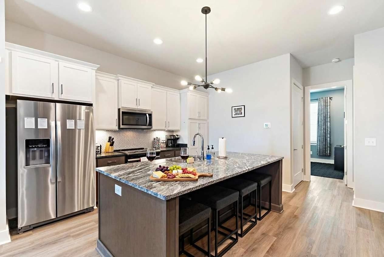 Private With Rooftop Game Near Downtown