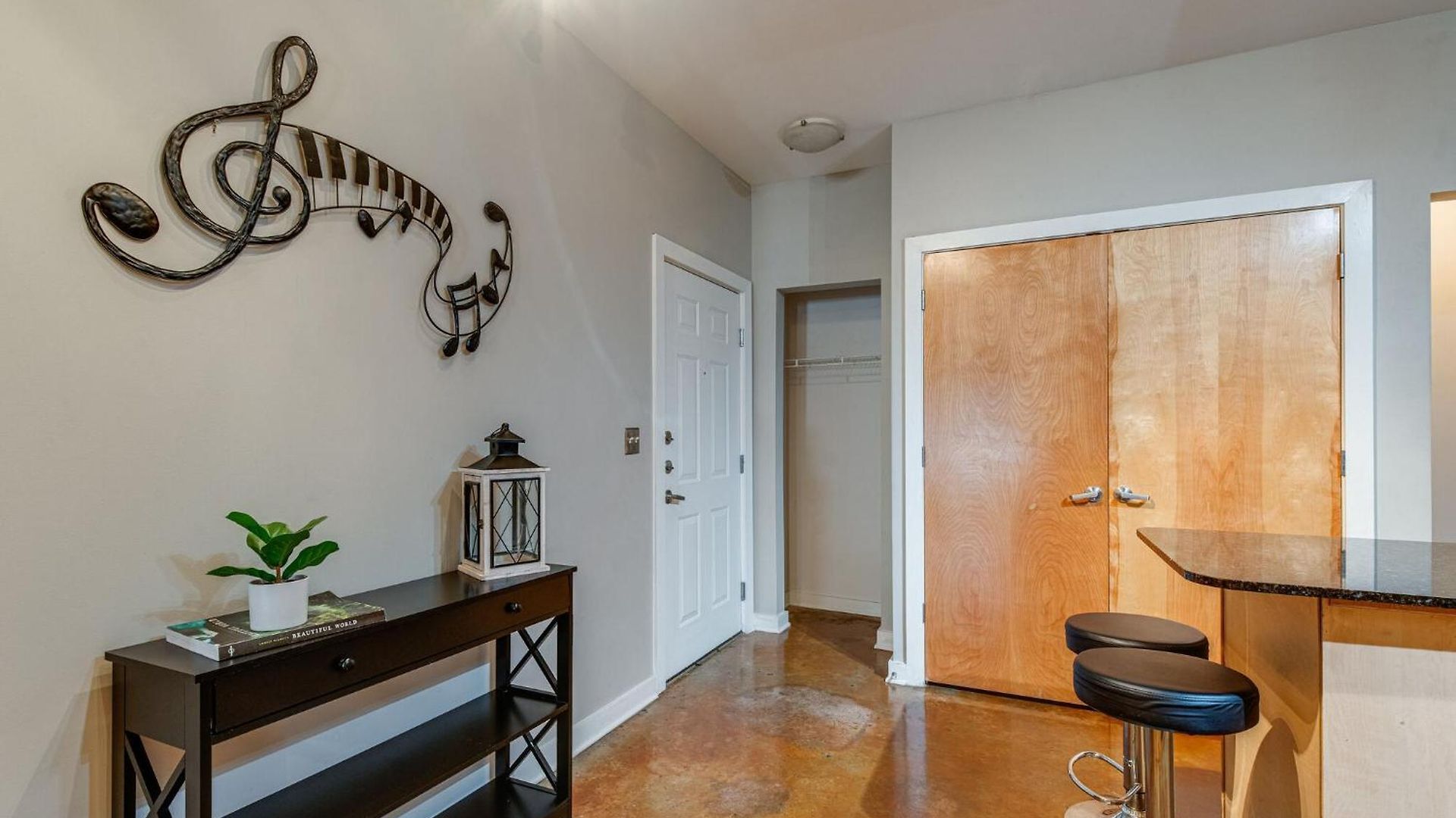 Heart Of Midtown 1bd 1 Ba Condo! Holiday home Nashville