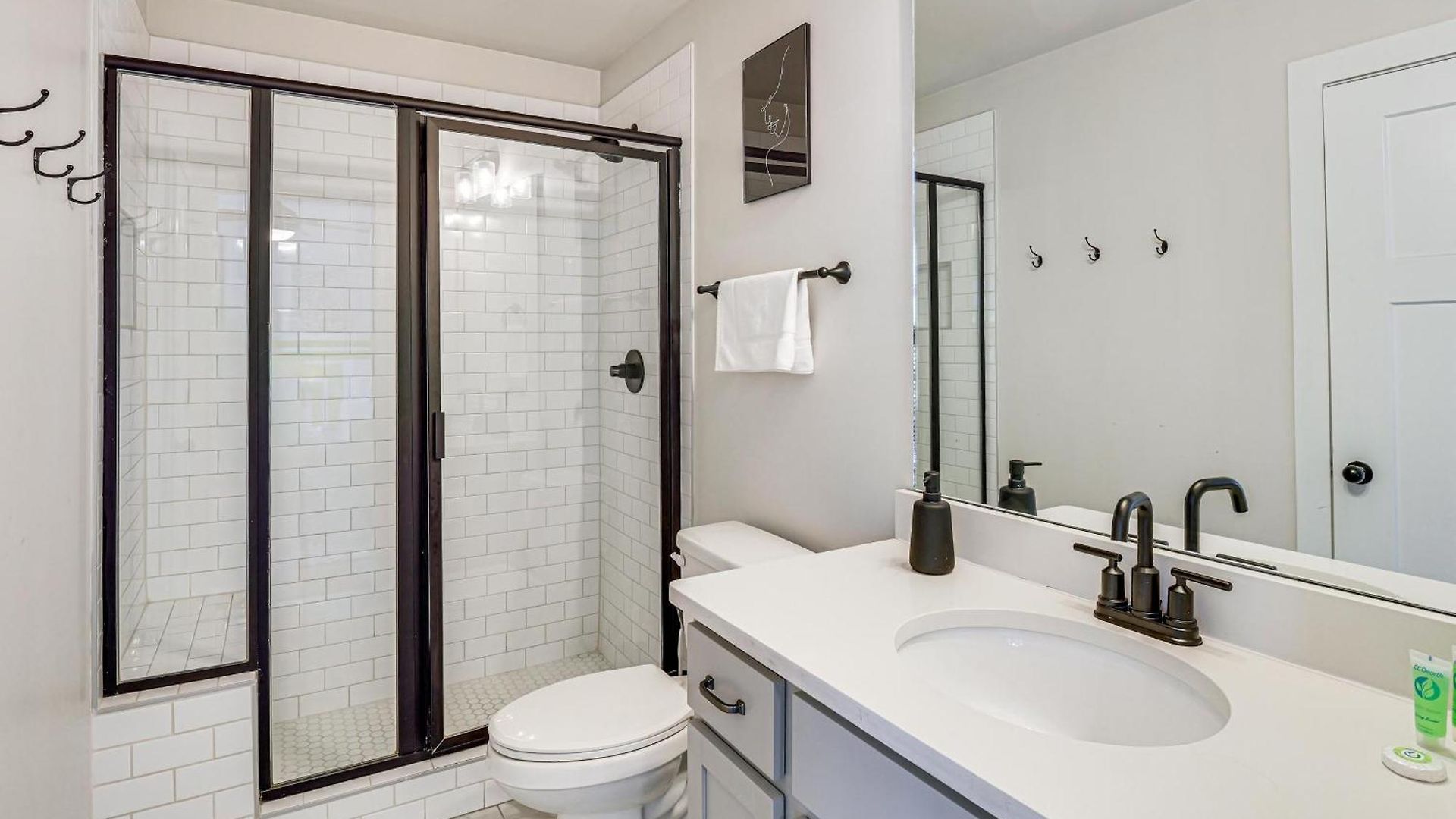 6 Mi To Broadway: Townhome W/ Balcony! * Nashville